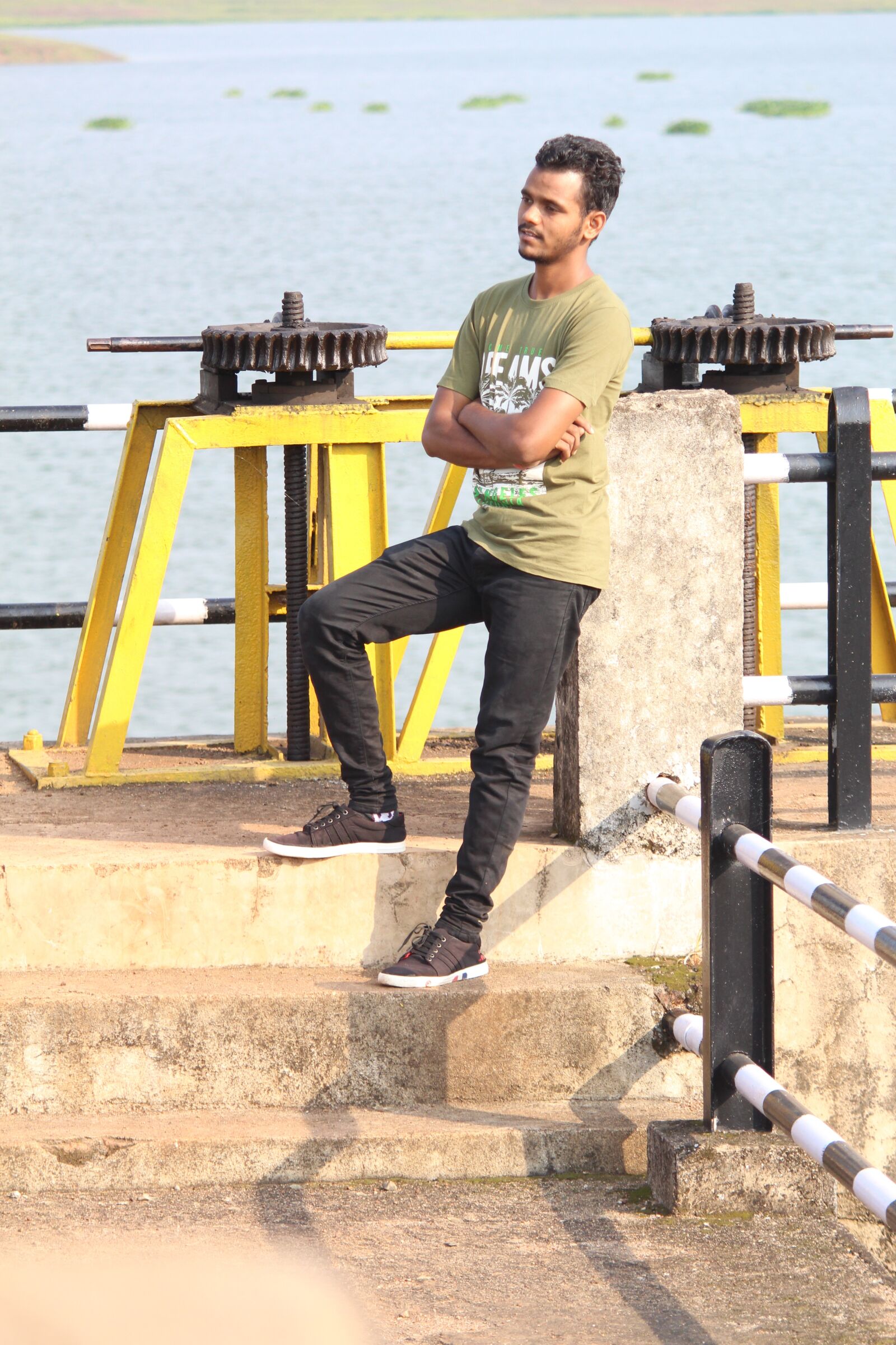 Canon EOS 700D (EOS Rebel T5i / EOS Kiss X7i) sample photo. Model, actor, hero photography
