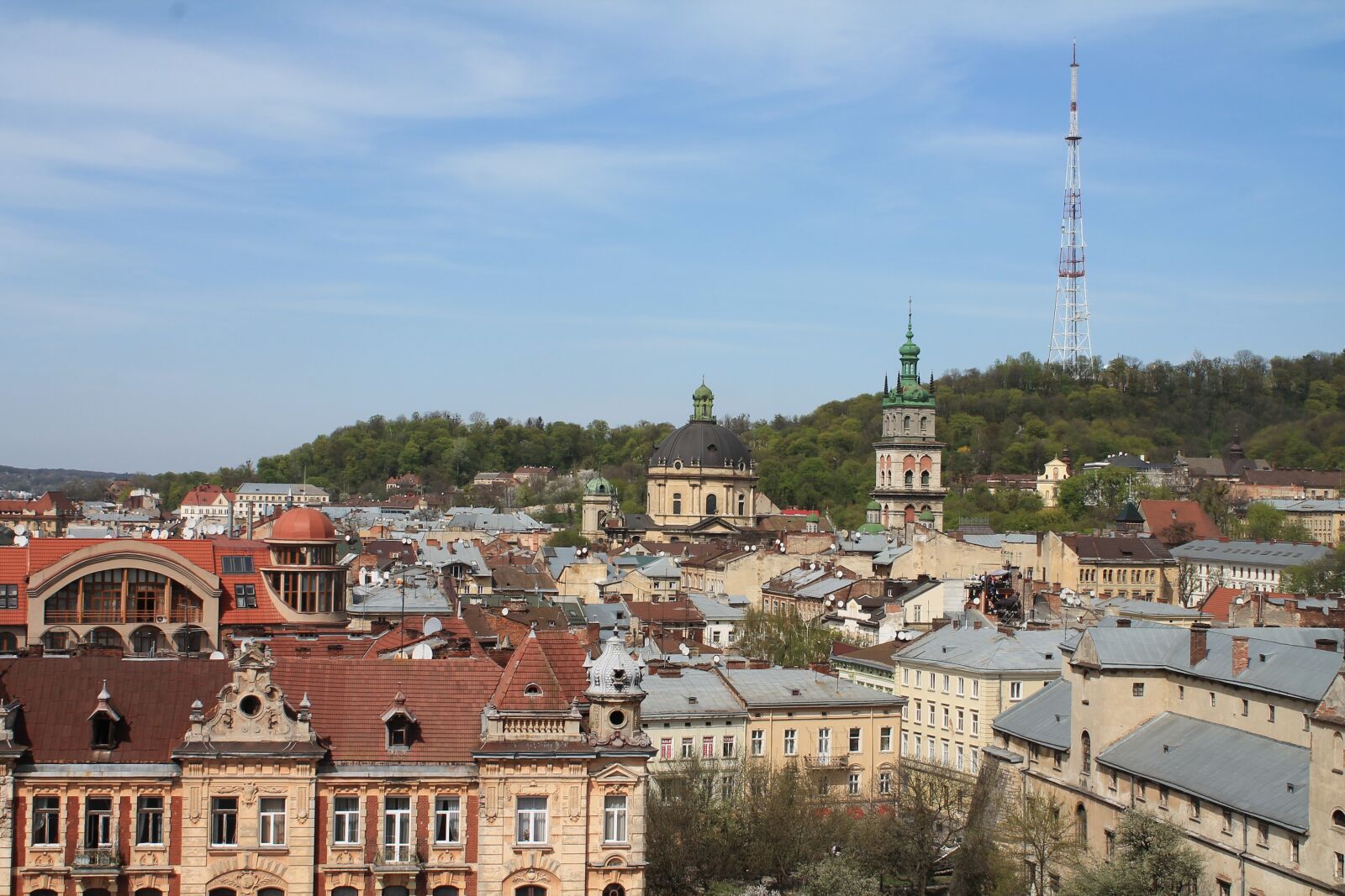 Canon EOS 1100D (EOS Rebel T3 / EOS Kiss X50) sample photo. Architecture, megalopolis, old town photography