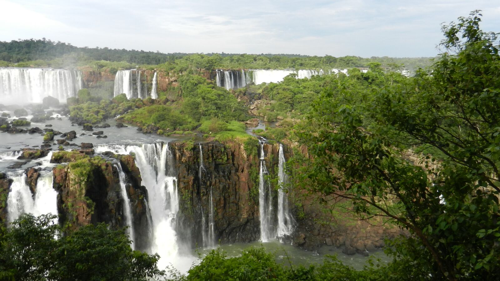 Nikon Coolpix S9100 sample photo. Iguazu, waterfalll, nature photography