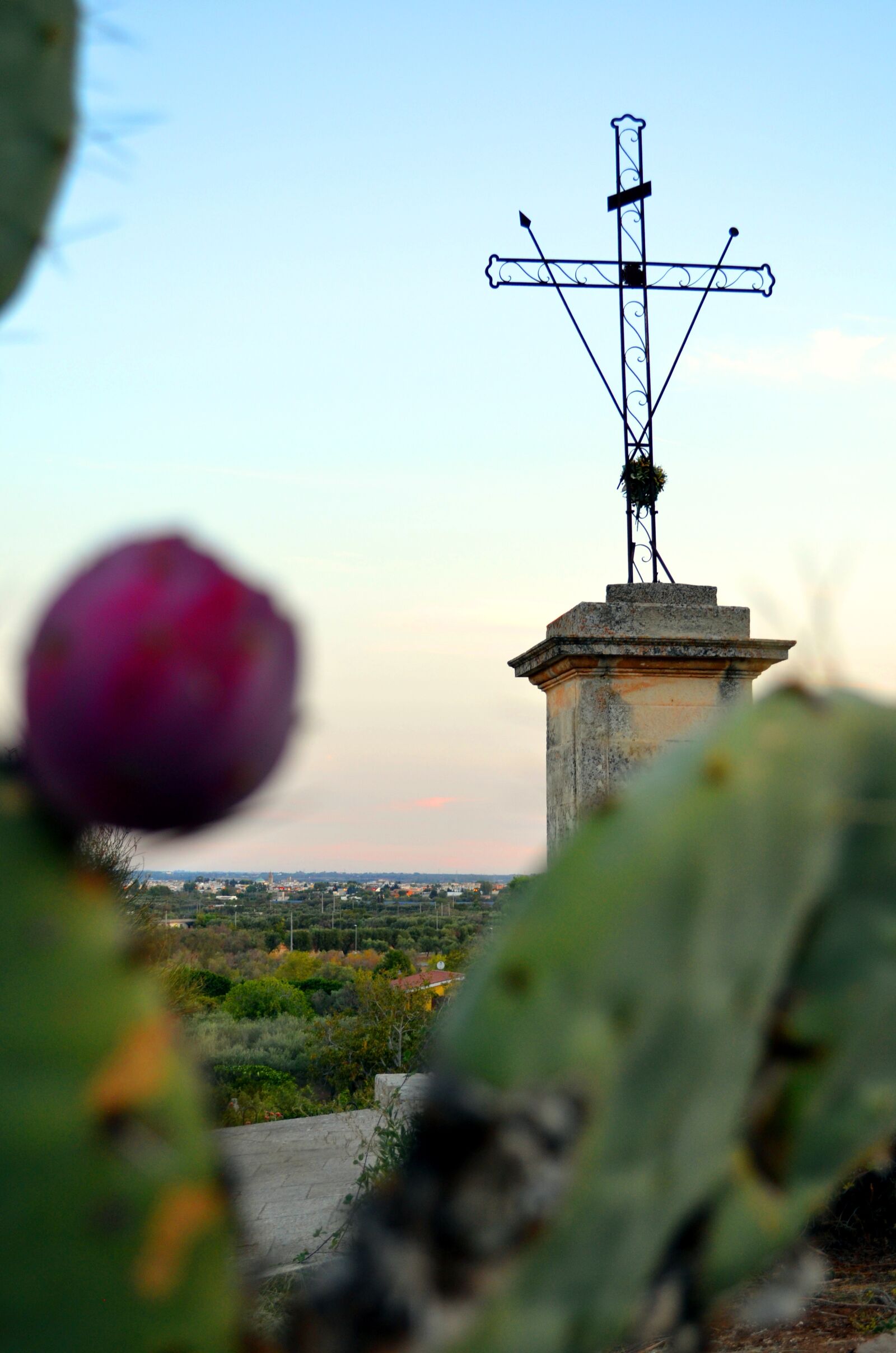 Nikon D5100 sample photo. Cross, wrought iron, landscape photography
