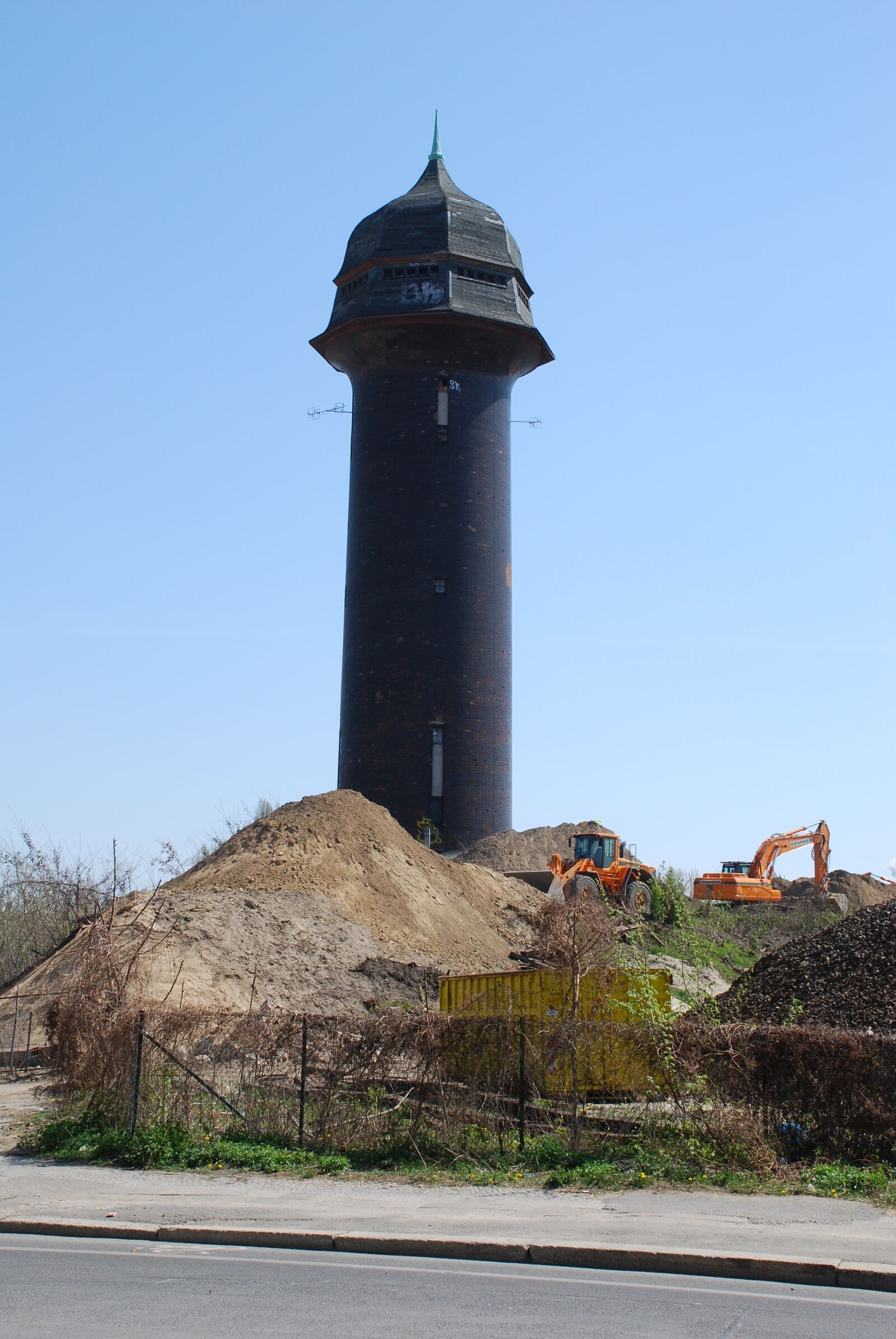 Nikon D80 sample photo. Water tower, ostkreuz, berlin photography