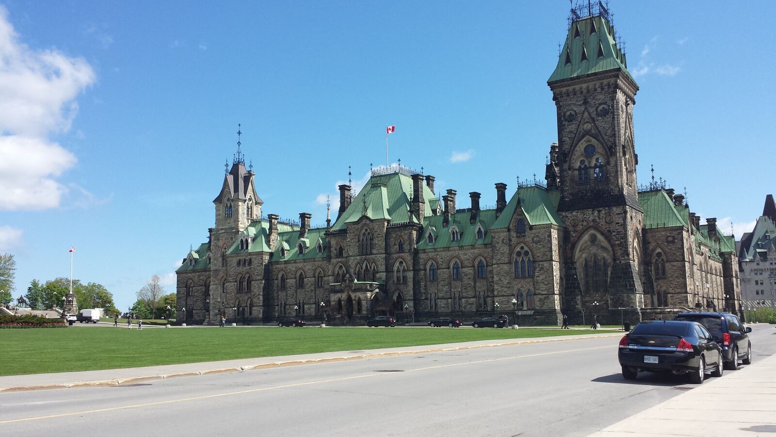 Samsung Galaxy S4 sample photo. Ottawa, parliament, canada photography