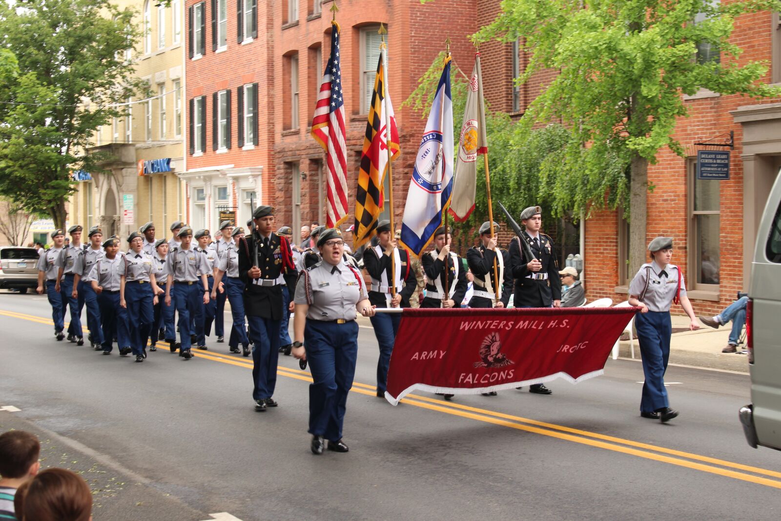 Canon EOS 100D (EOS Rebel SL1 / EOS Kiss X7) sample photo. Marching, parade, memorial day photography