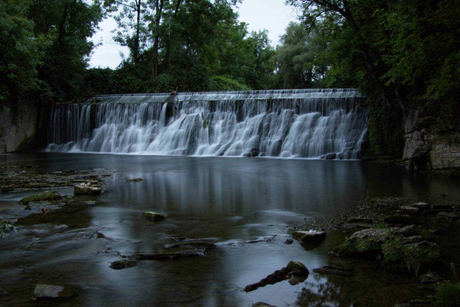 Panasonic Lumix DMC-FZ2500 (Lumix DMC-FZ2000) sample photo. Gentle, water, waterfall photography