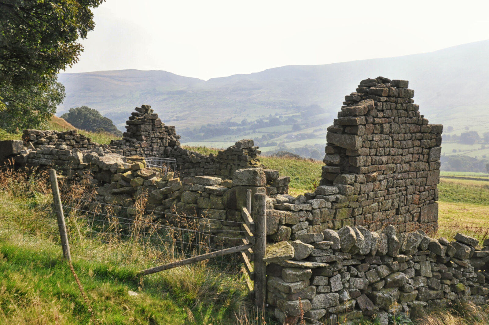 Nikon D90 sample photo. Hills, ruin photography