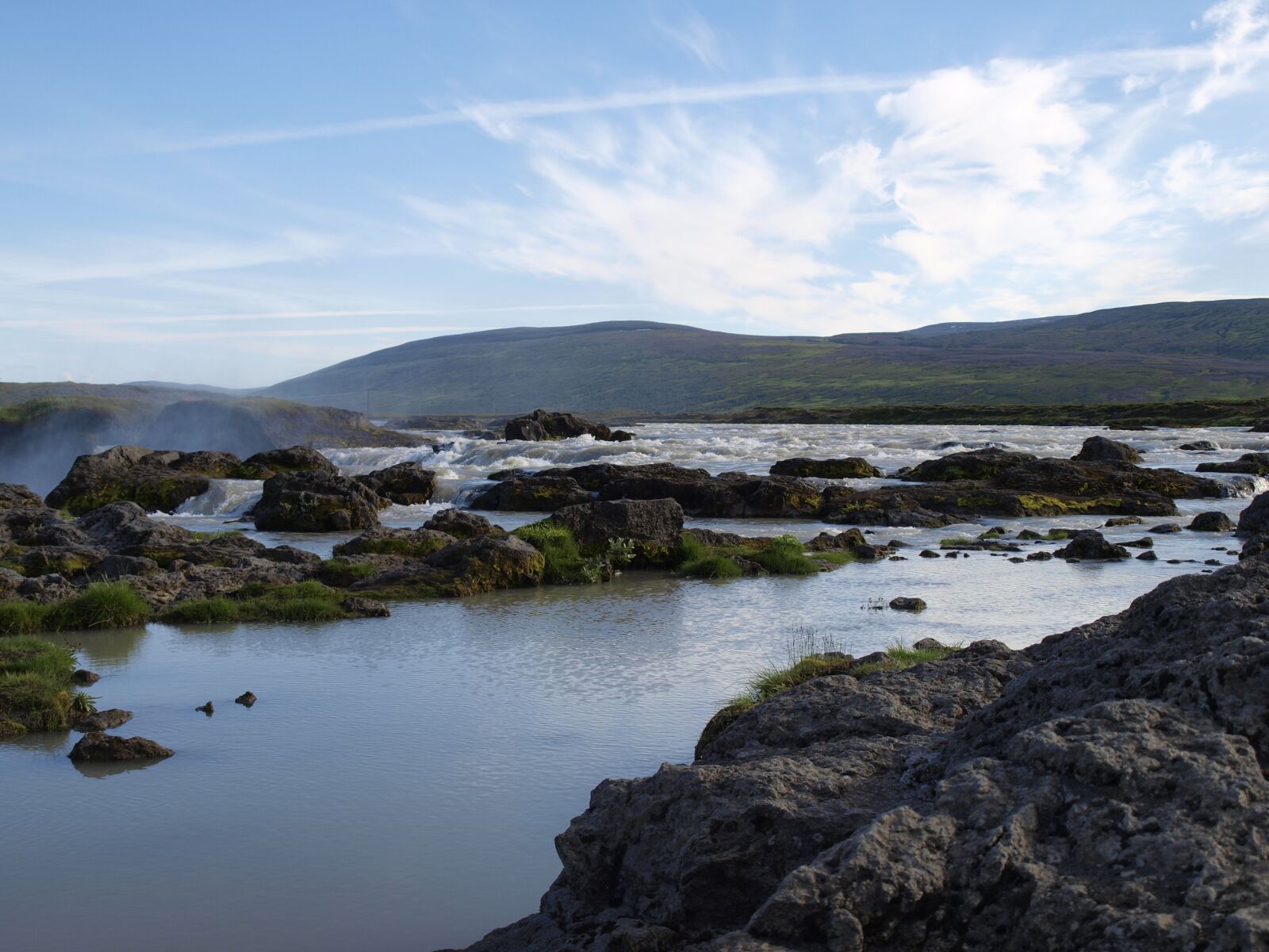 Olympus E-420 (EVOLT E-420) sample photo. Iceland, landscape, water photography
