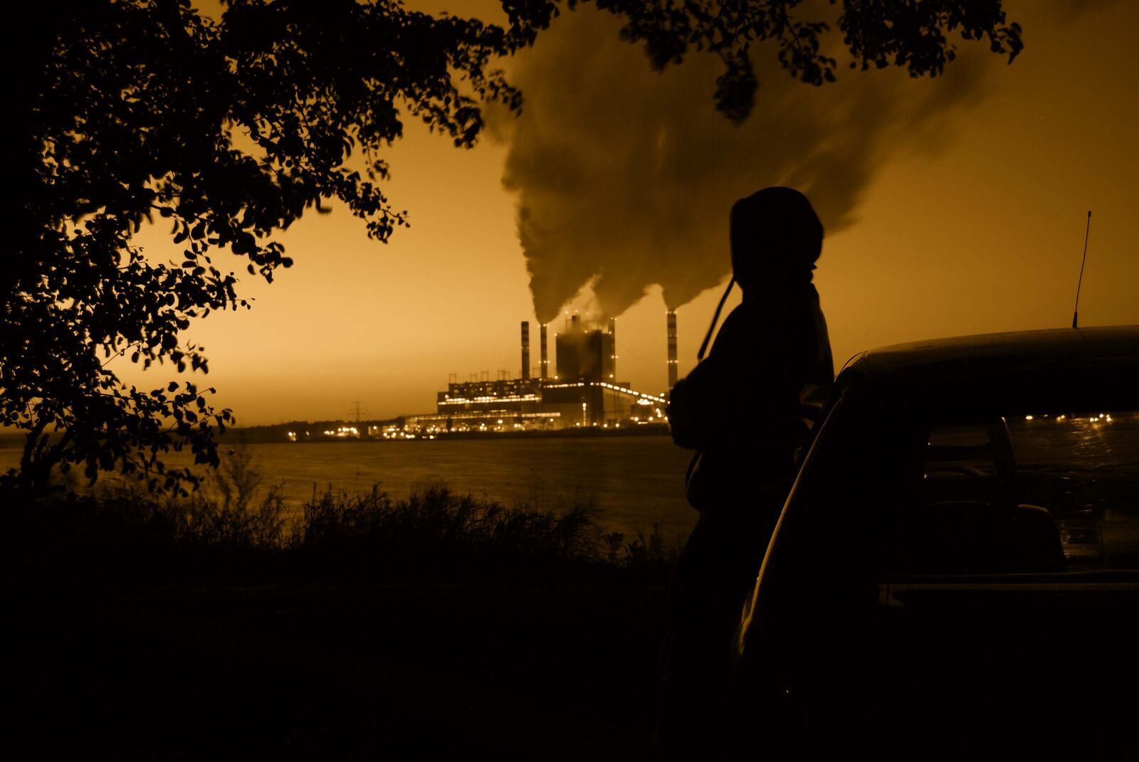 Nikon D60 sample photo. Power station, smoke, character photography