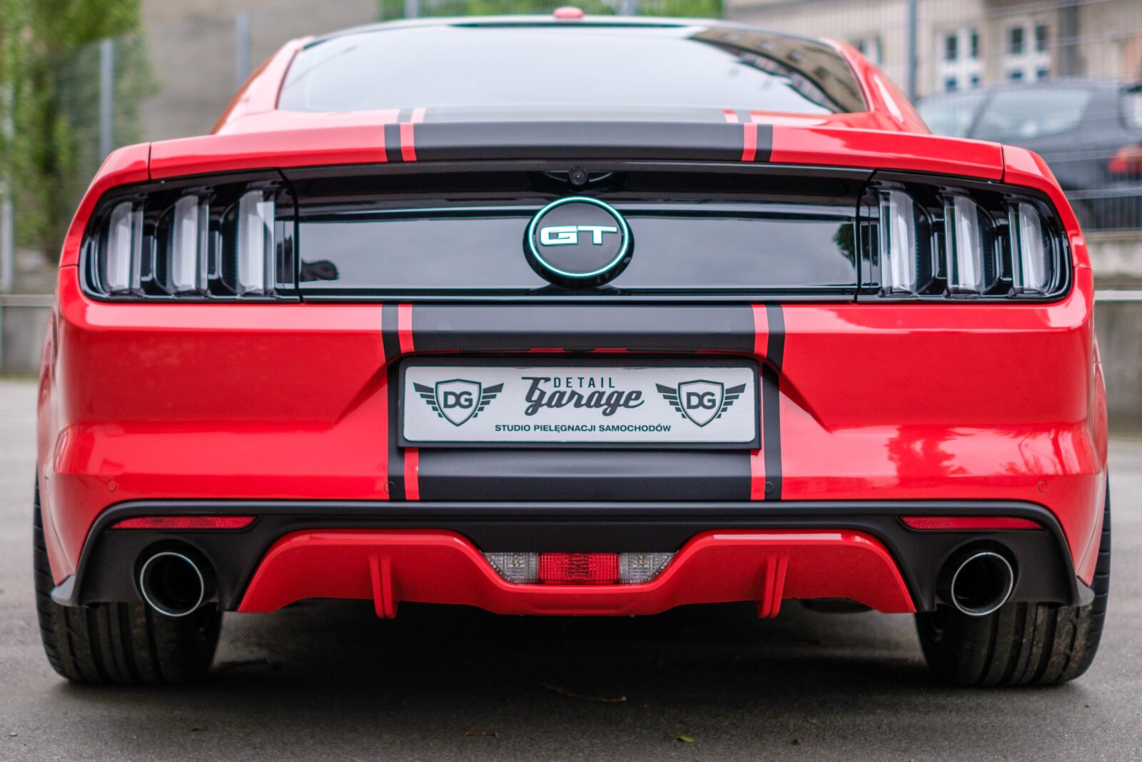 Fujifilm X-T2 + Fujifilm XF 35mm F1.4 R sample photo. Mustang, gt, red photography