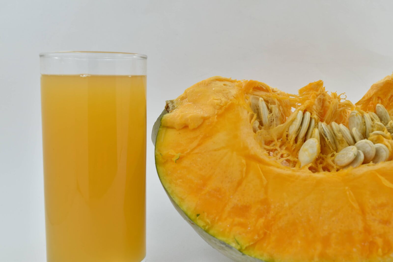 Nikon D5500 sample photo. Beverage, juice, liquid, organic photography