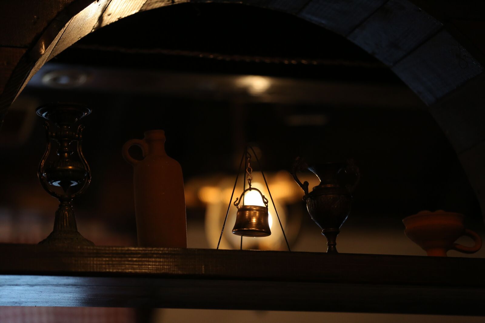 Canon EOS 5D Mark III sample photo. Backlight, chandelier, interior decoration photography