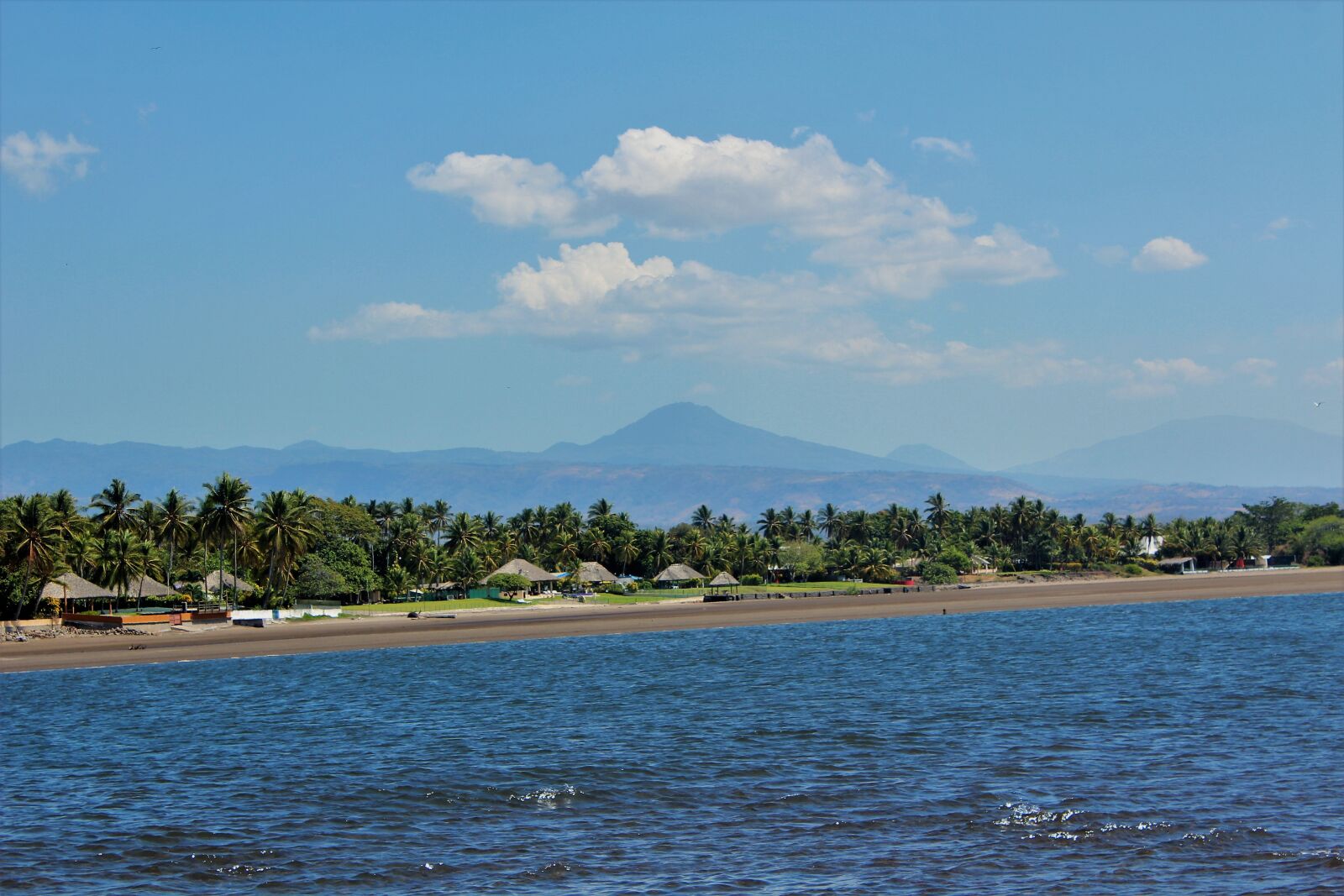 Canon EOS 600D (Rebel EOS T3i / EOS Kiss X5) sample photo. Body of water, travel photography