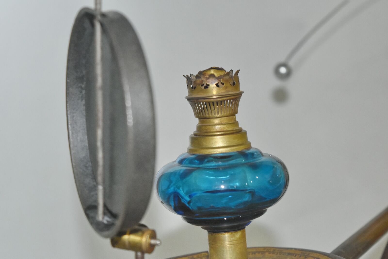 Nikon D5500 sample photo. Glass, lamp, spotlight, sculpture photography
