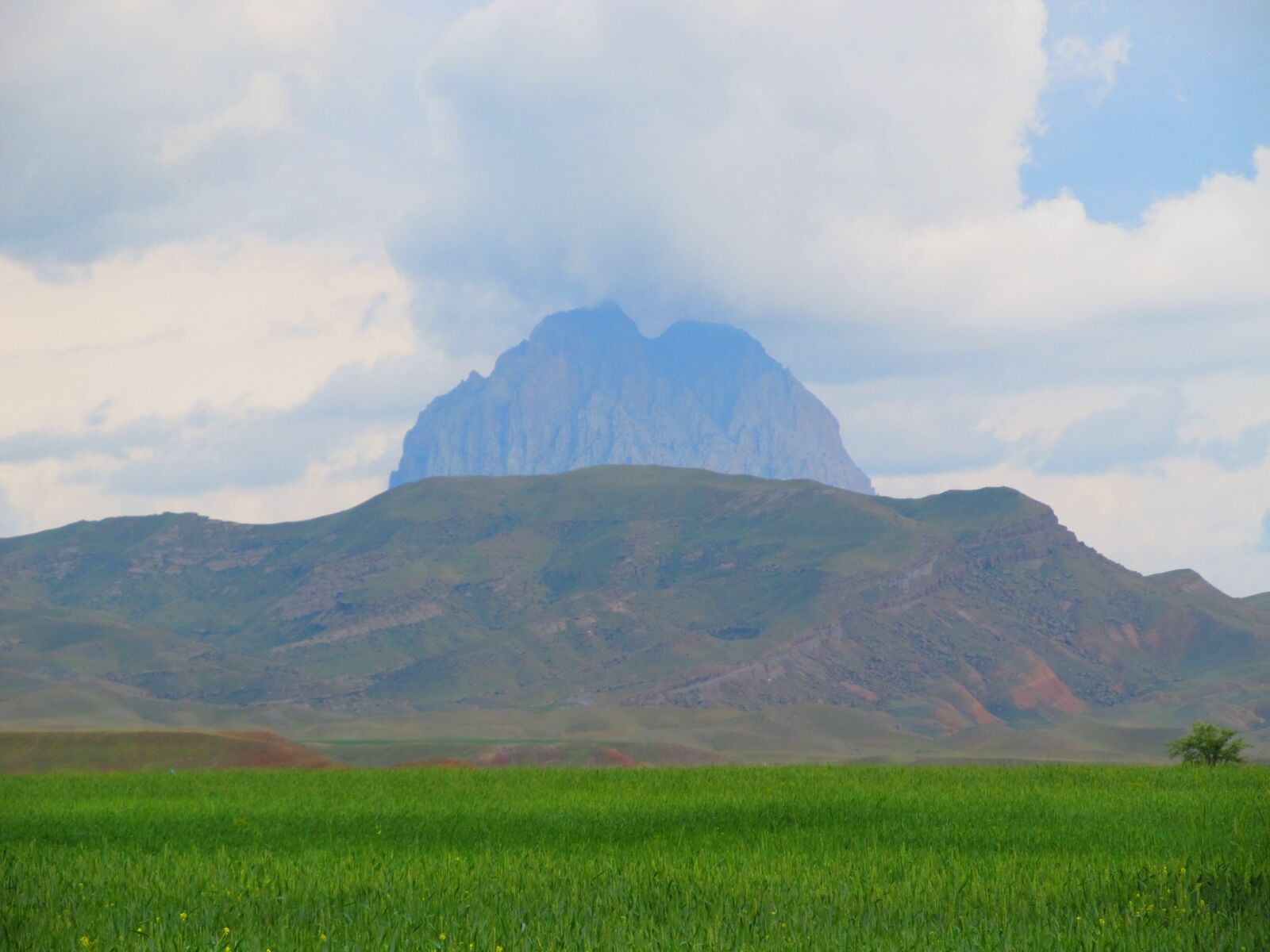 Canon PowerShot SX130 IS sample photo. Mountain, landscape, travel photography