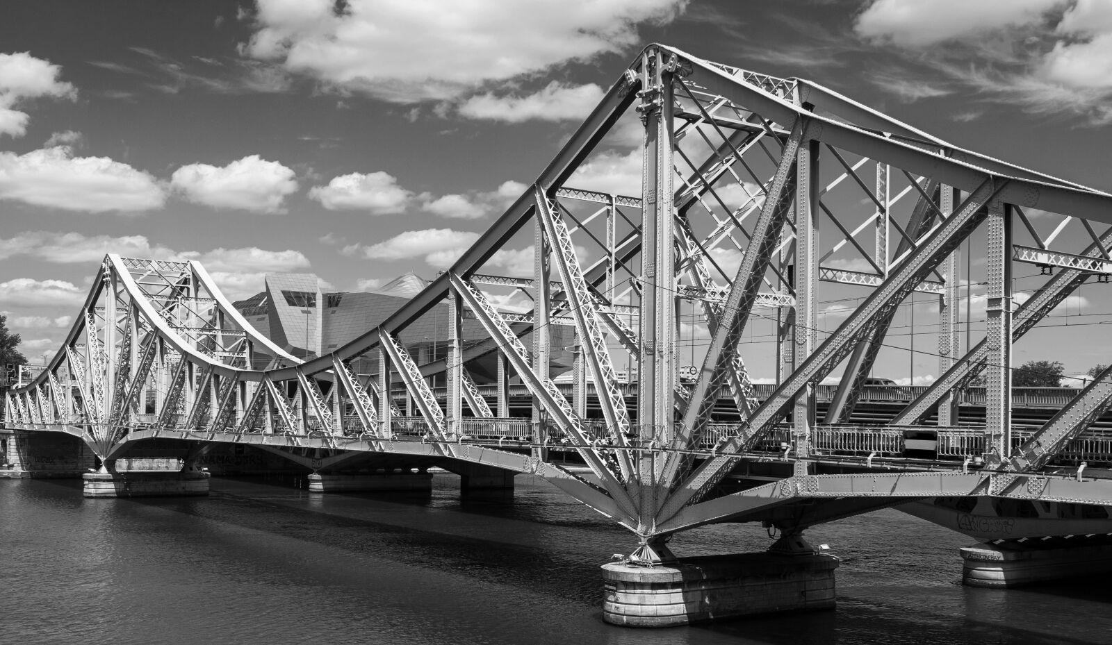 Nikon Z 50 sample photo. Bridge, iron, metal photography