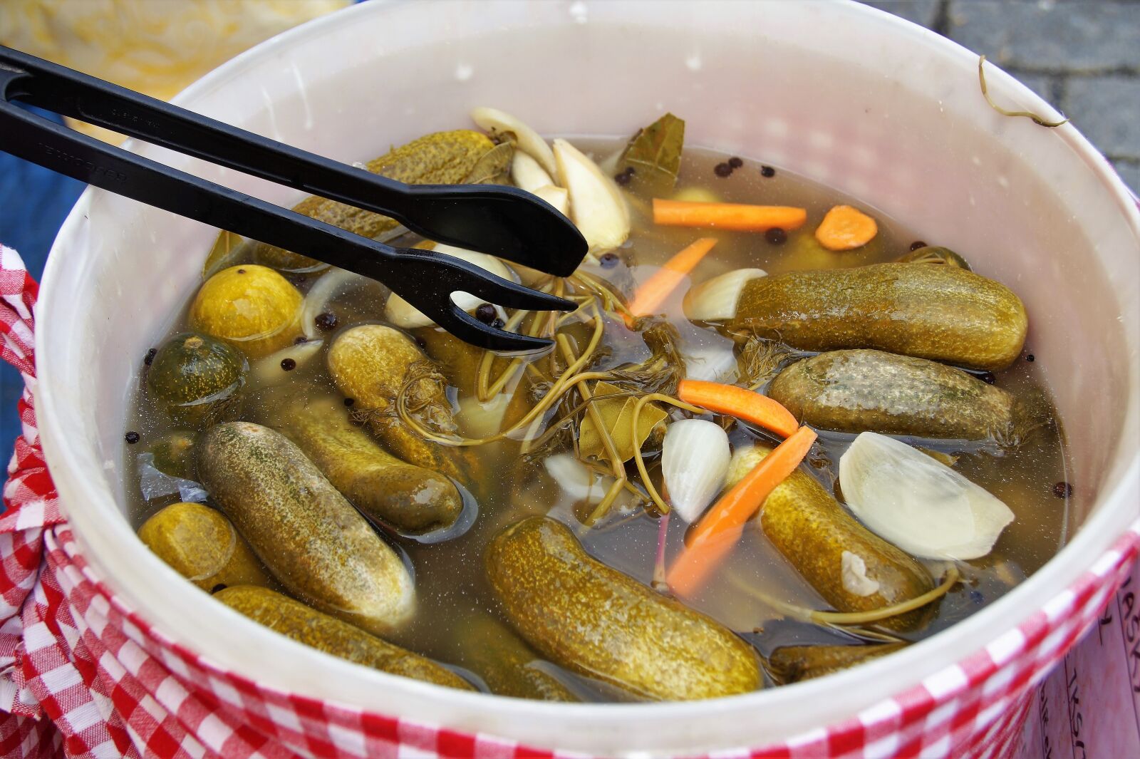 Sony SLT-A58 sample photo. Cucumbers, rychlokva ky, sour photography