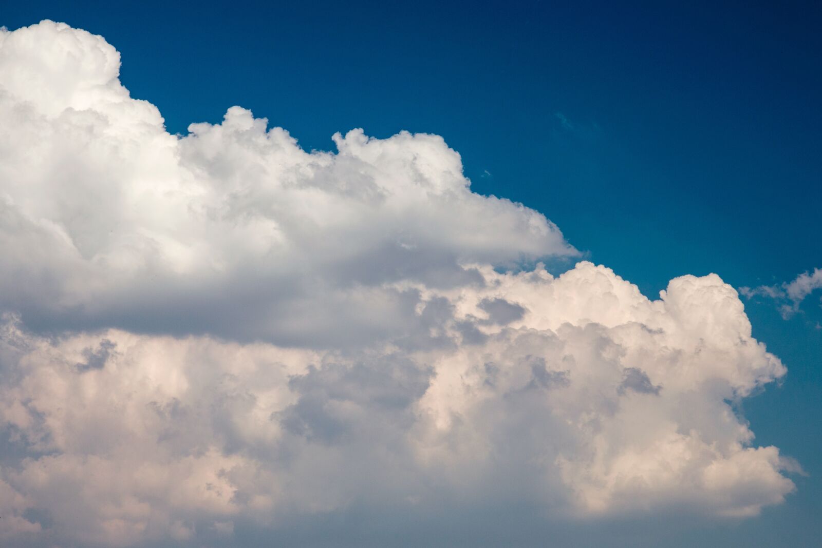 Canon EOS 70D sample photo. Cloud, the sky, blue photography