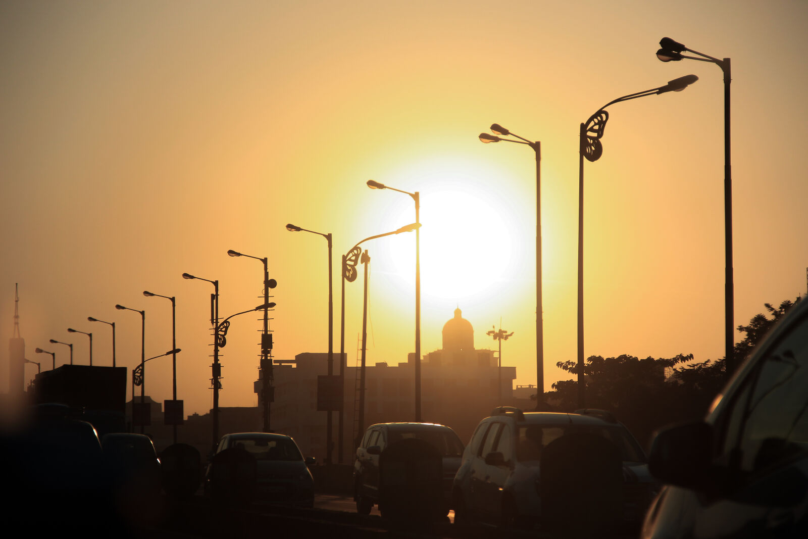Canon EOS 600D (Rebel EOS T3i / EOS Kiss X5) sample photo. Evening, sky, street, sun photography
