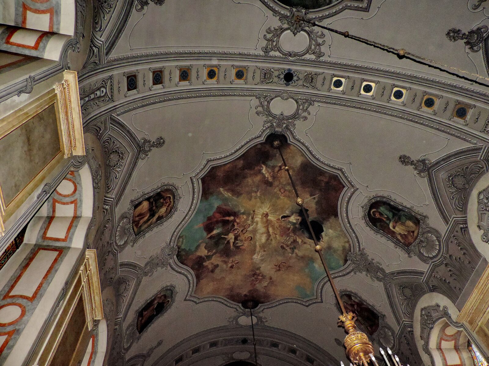Nikon Coolpix P520 sample photo. Arch, byzantine, ceiling, fine photography