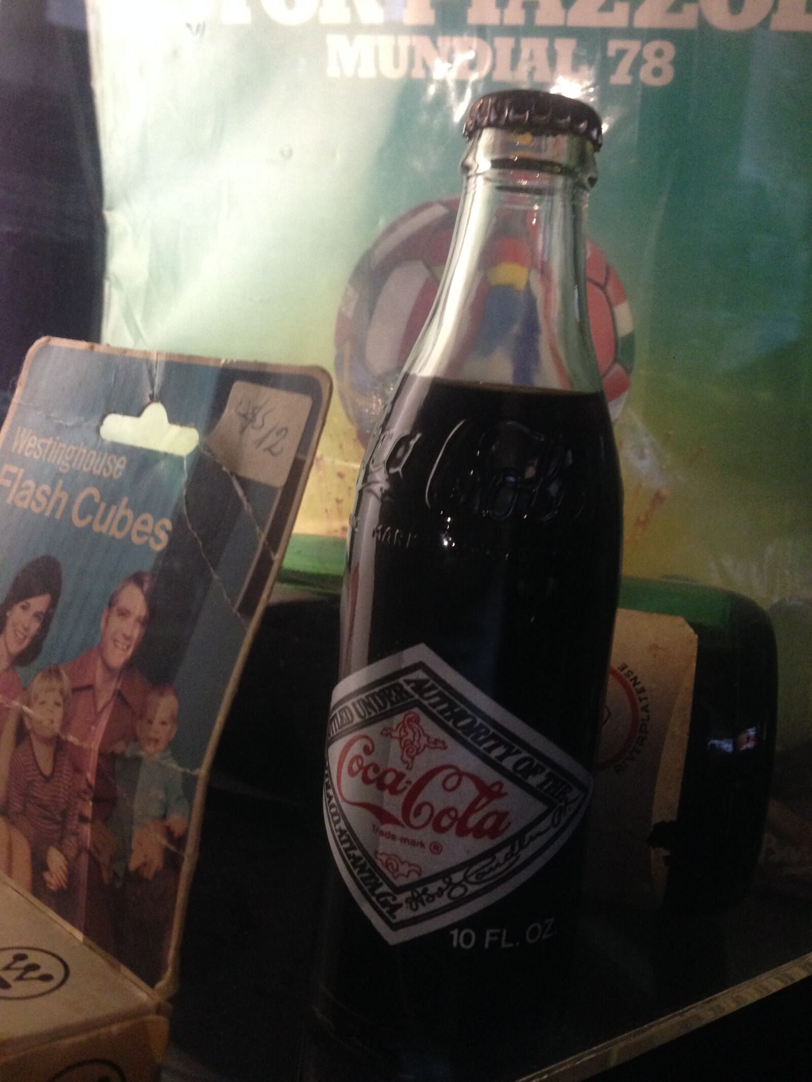 iPhone 5 back camera 4.12mm f/2.4 sample photo. Coca, cola, gaseosa photography