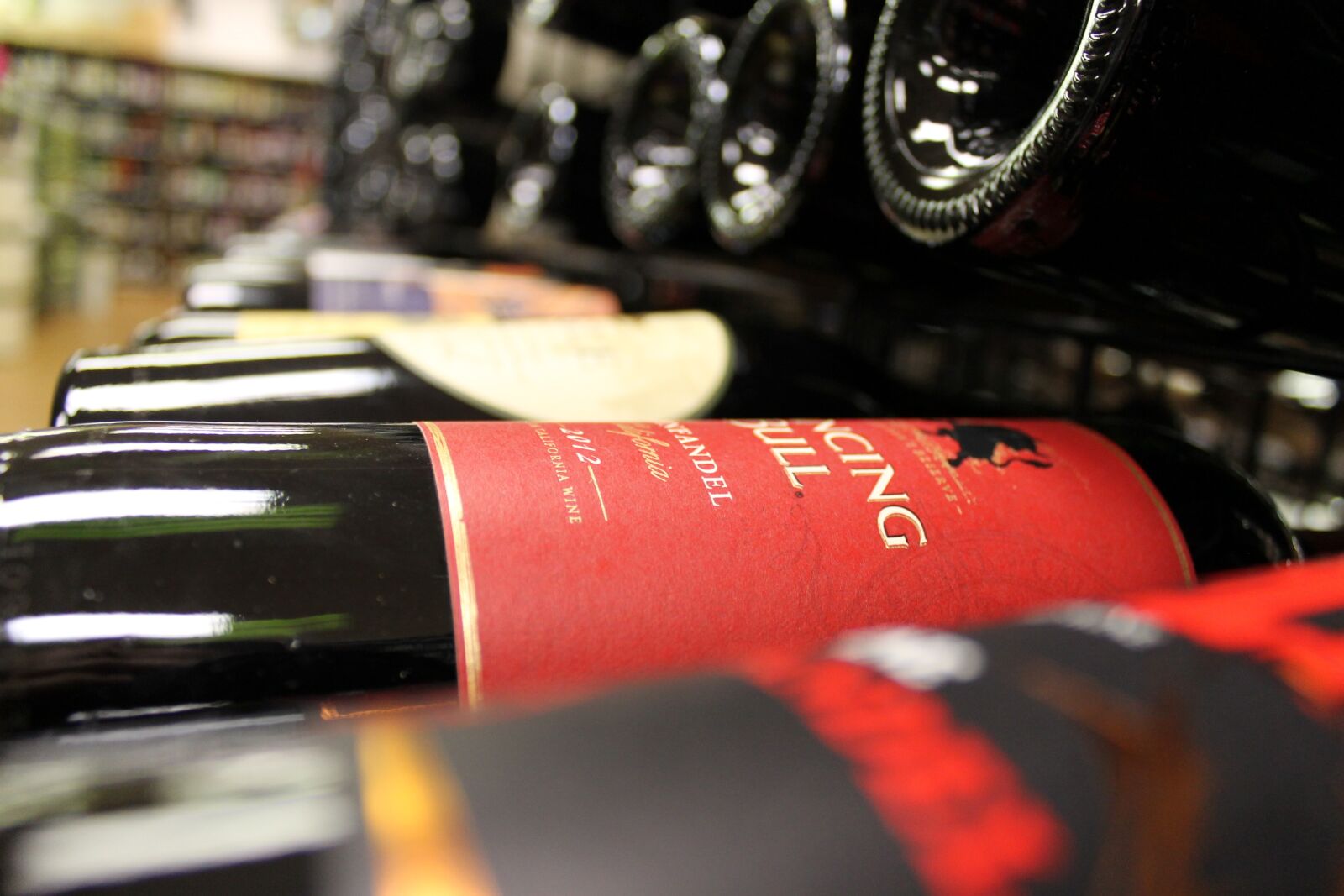 Canon EOS 1100D (EOS Rebel T3 / EOS Kiss X50) sample photo. Wine, racks, liquor photography