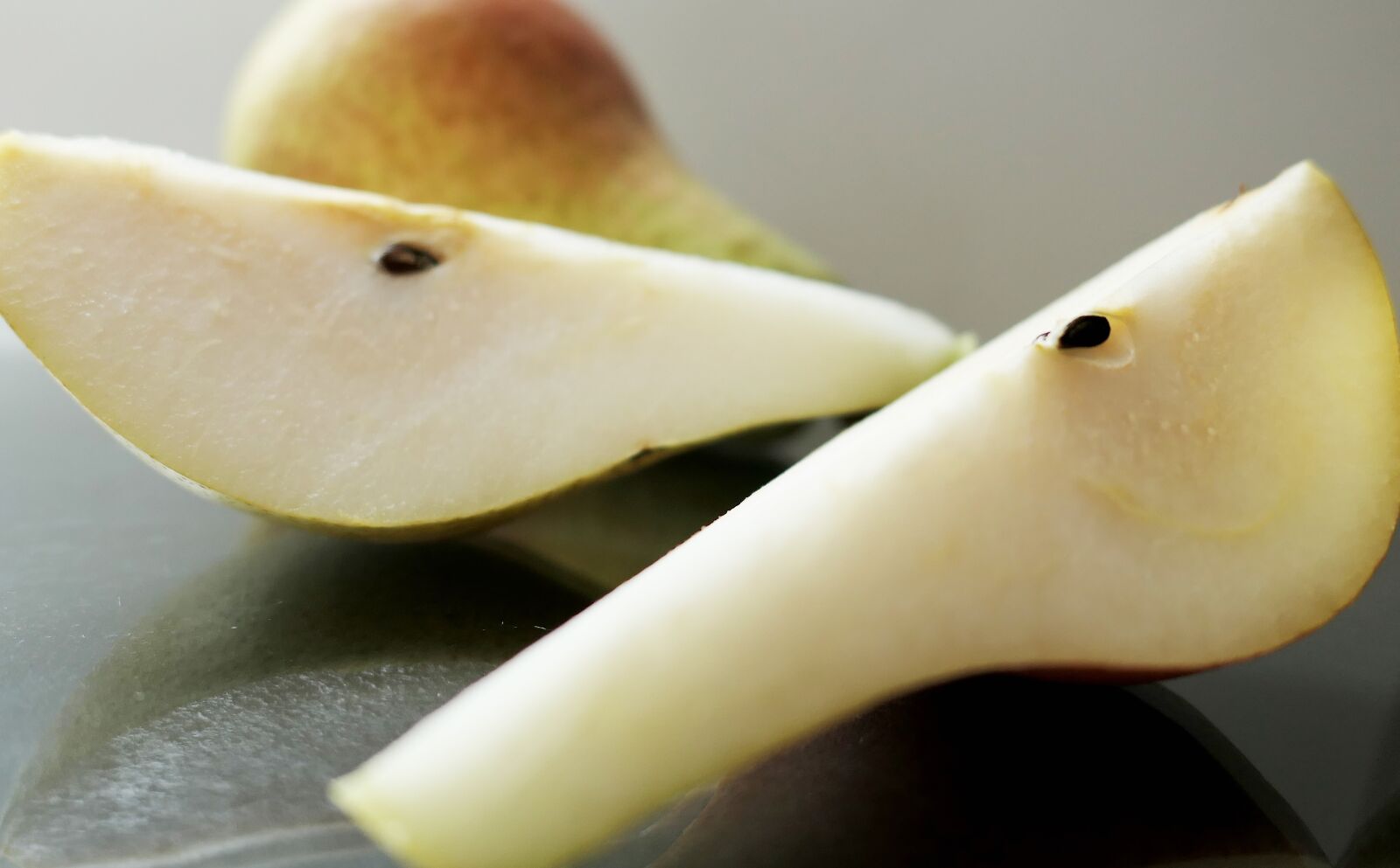 Panasonic Lumix DMC-LX10 (Lumix DMC-LX15) sample photo. Pears, fruit, fresh photography