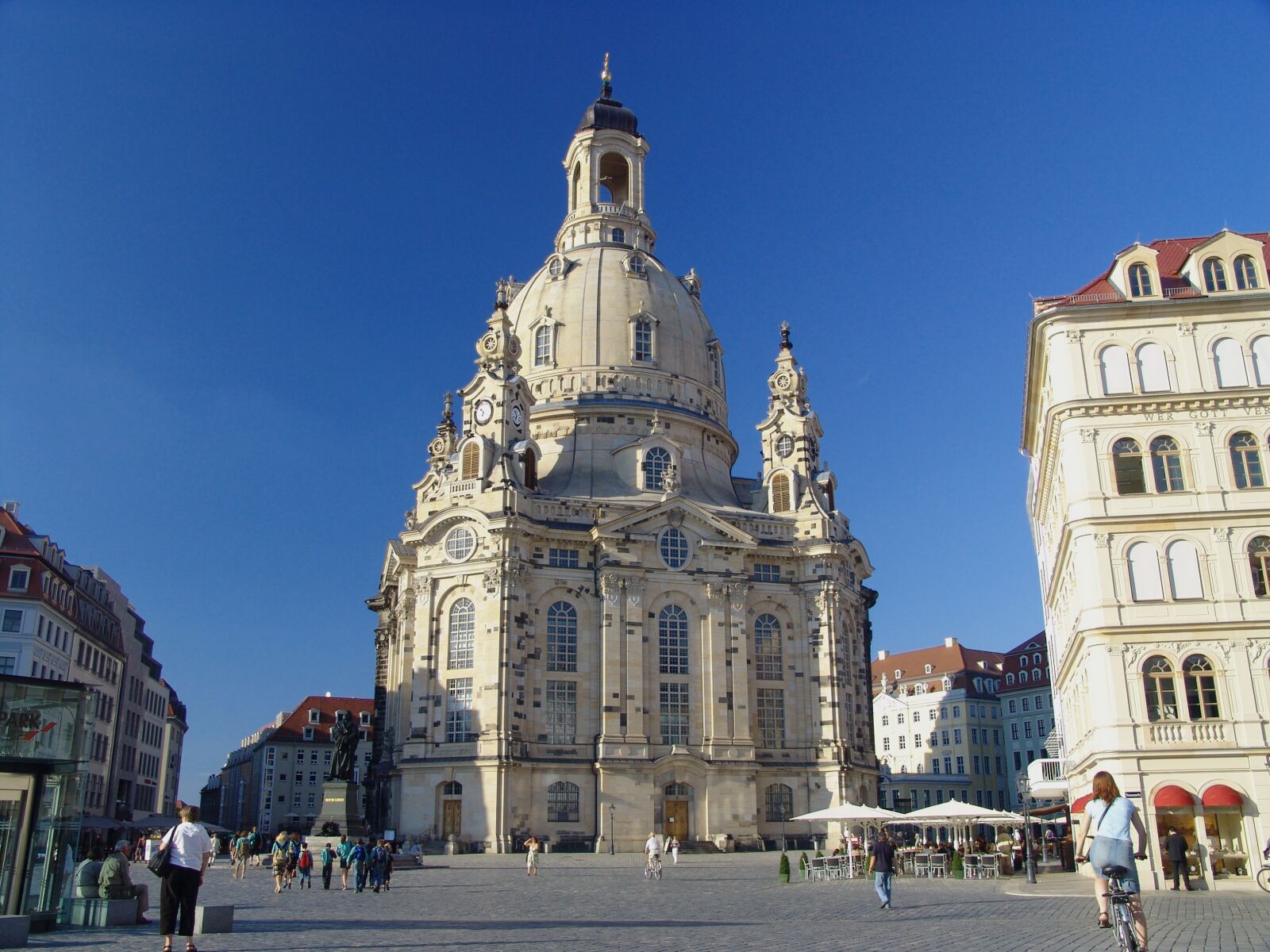 Sony DSC-F828 sample photo. Dresden, frauenkirche, building photography