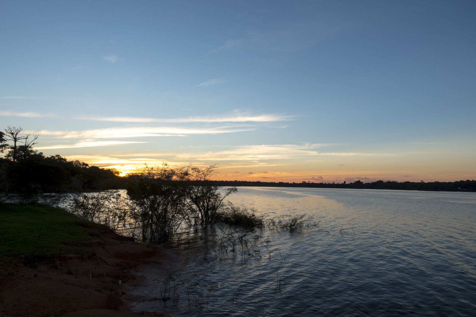 Sony DSC-RX100M5 sample photo. Rio negro, amazonia, sunset photography