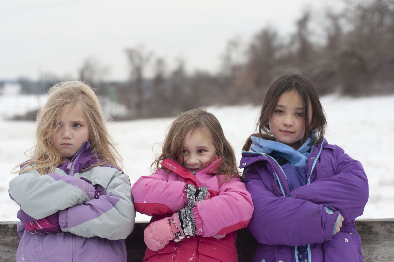 Nikon D90 sample photo. Sisters, grumpy, crossed arms photography