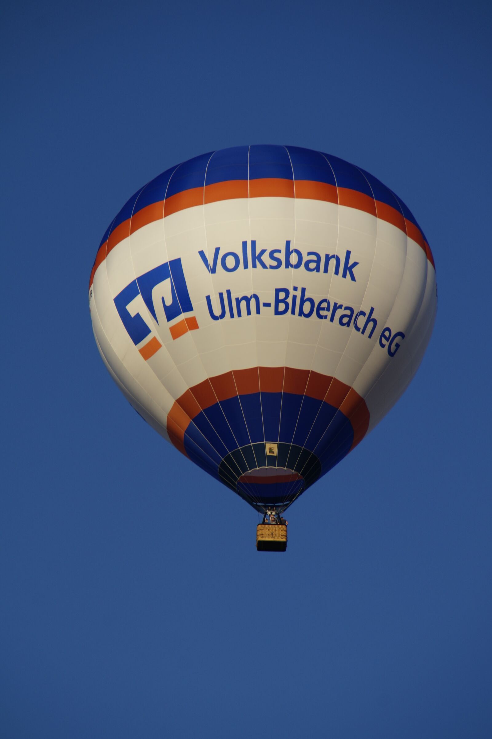 Sony SLT-A58 sample photo. Sky, hot air balloon photography