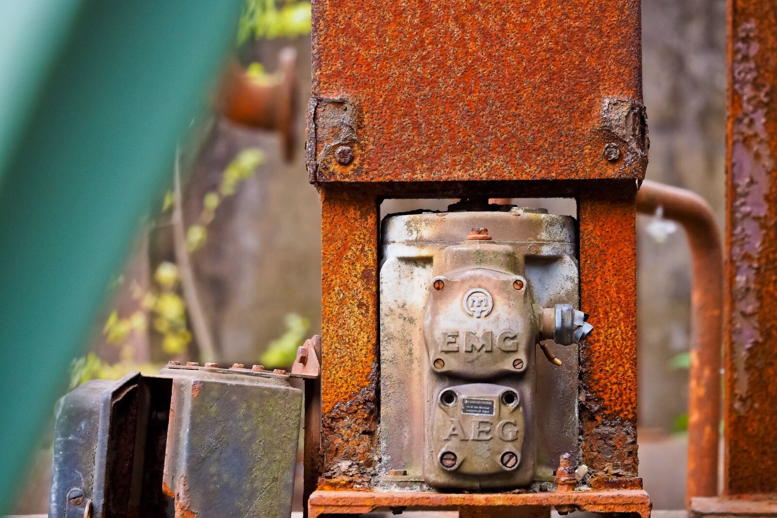 Olympus OM-D E-M10 sample photo. Steel mill, factory building photography