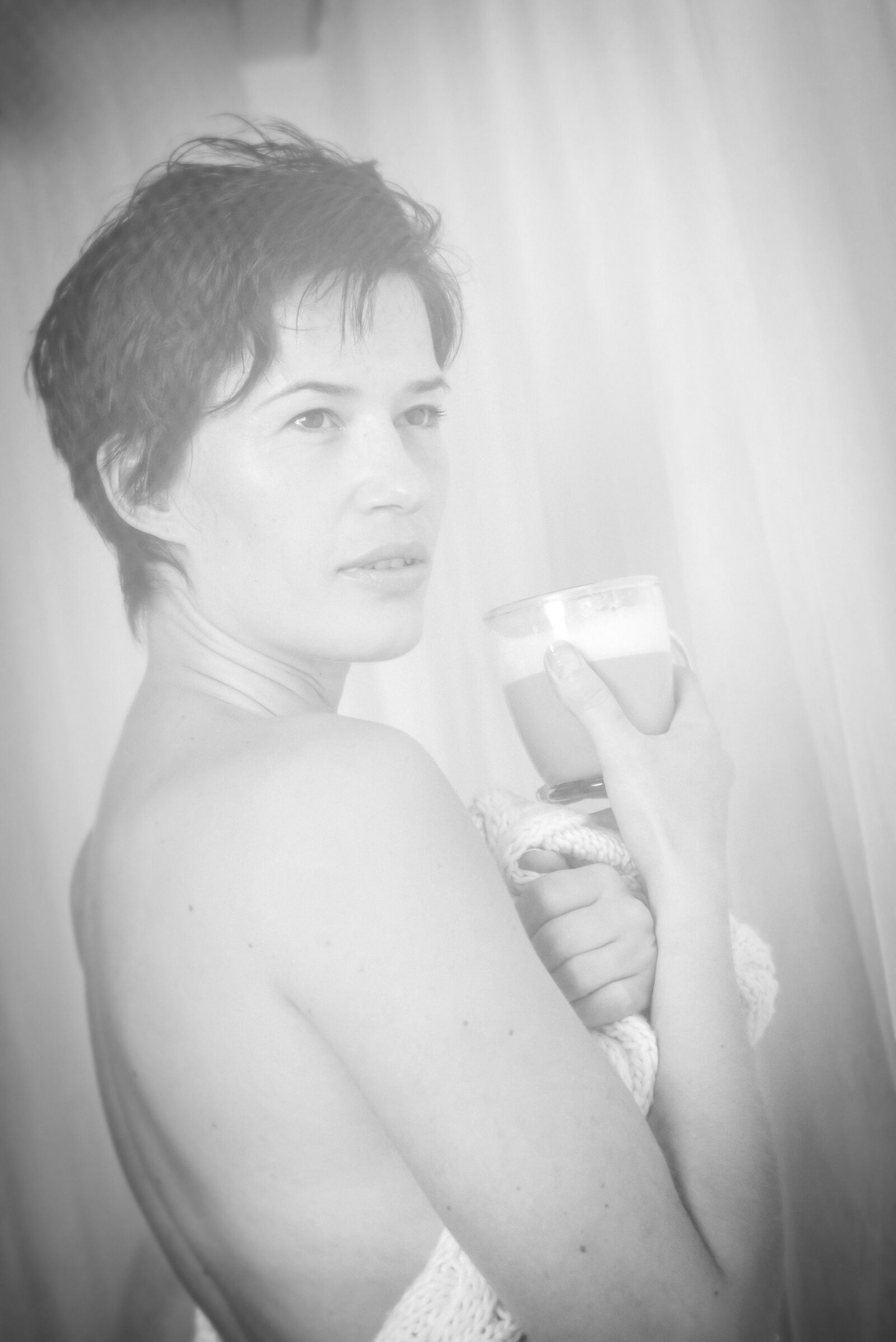 Nikon D600 sample photo. Coffee, woman, morning photography