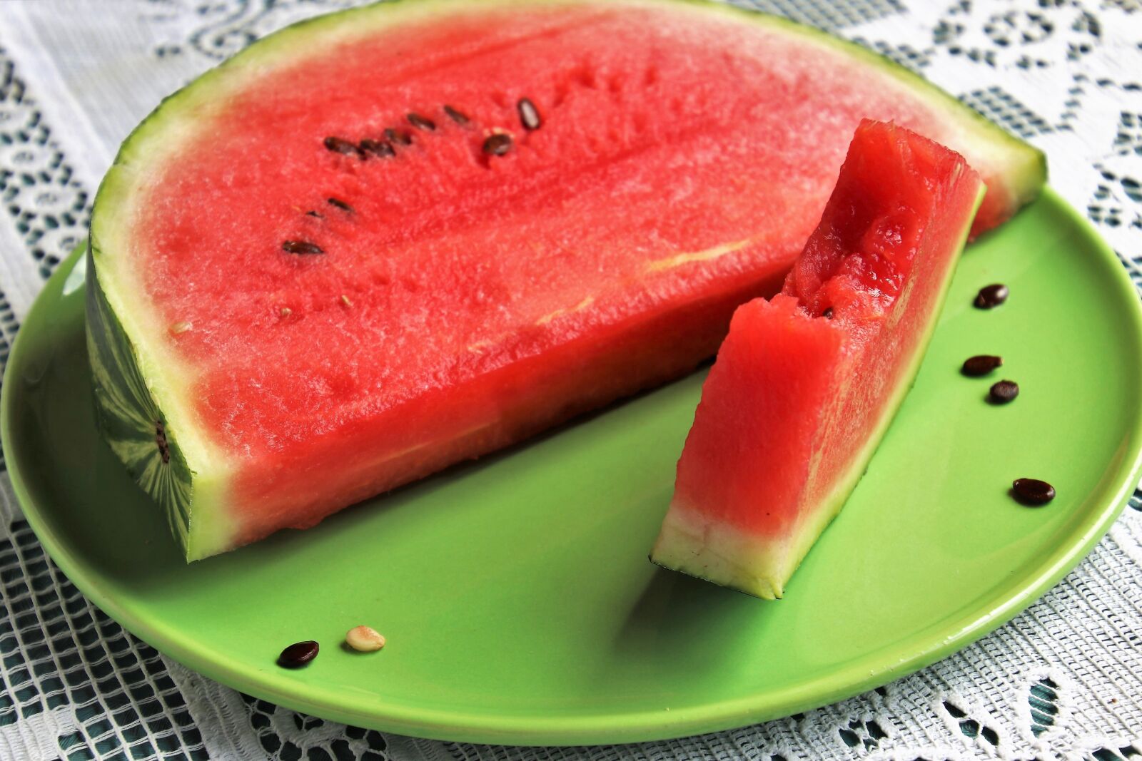 Canon EOS 80D sample photo. Watermelon, juicy, healthy photography