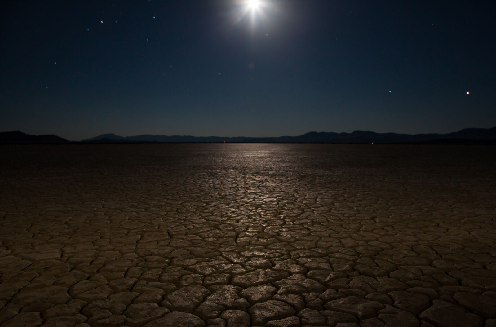 Canon EOS 5D Mark II + Canon EF 24-70mm F2.8L USM sample photo. Desert, landscape, moon, night photography