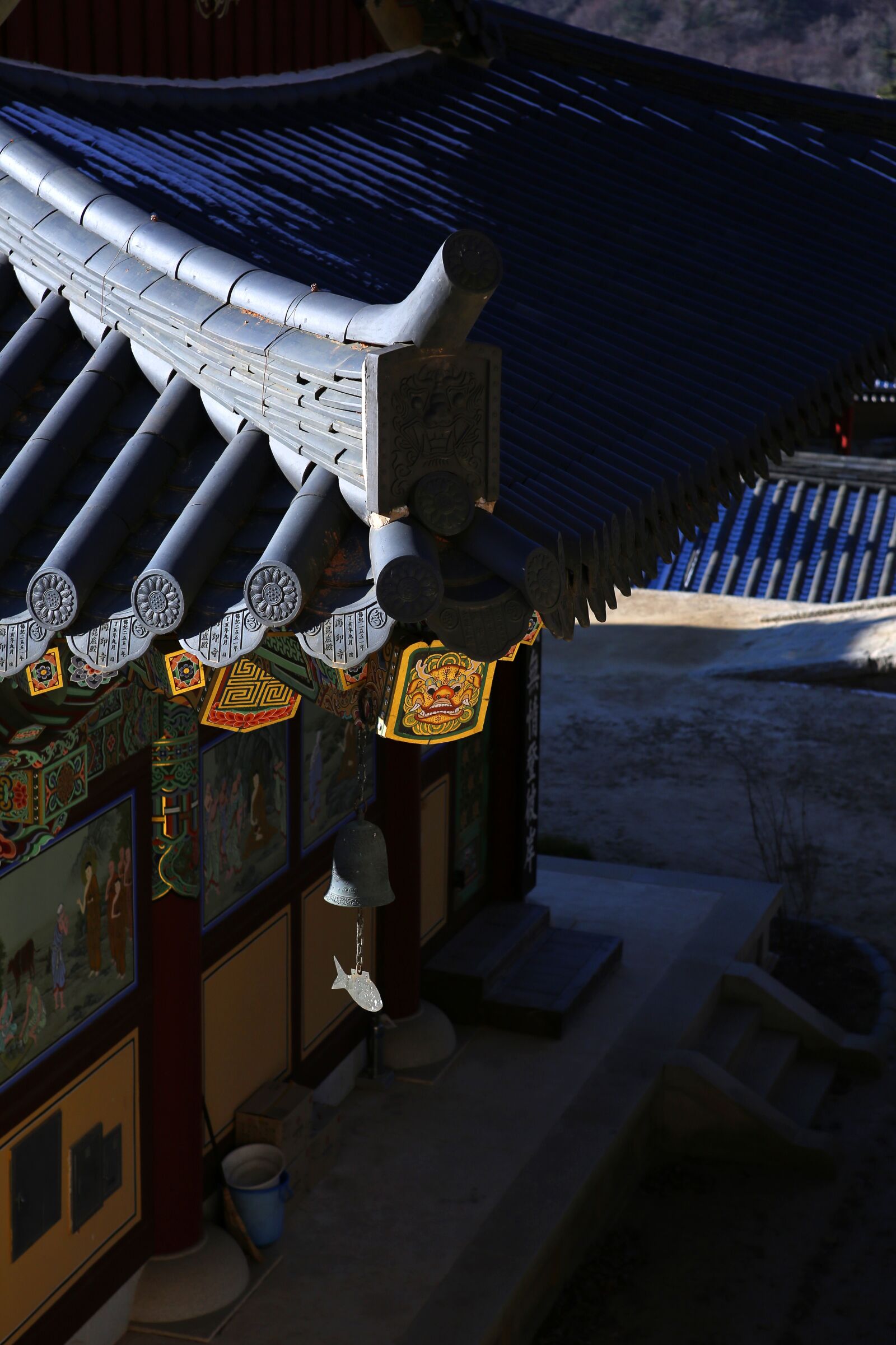 Canon EOS 5D Mark III sample photo. Temple, section, year greetings photography