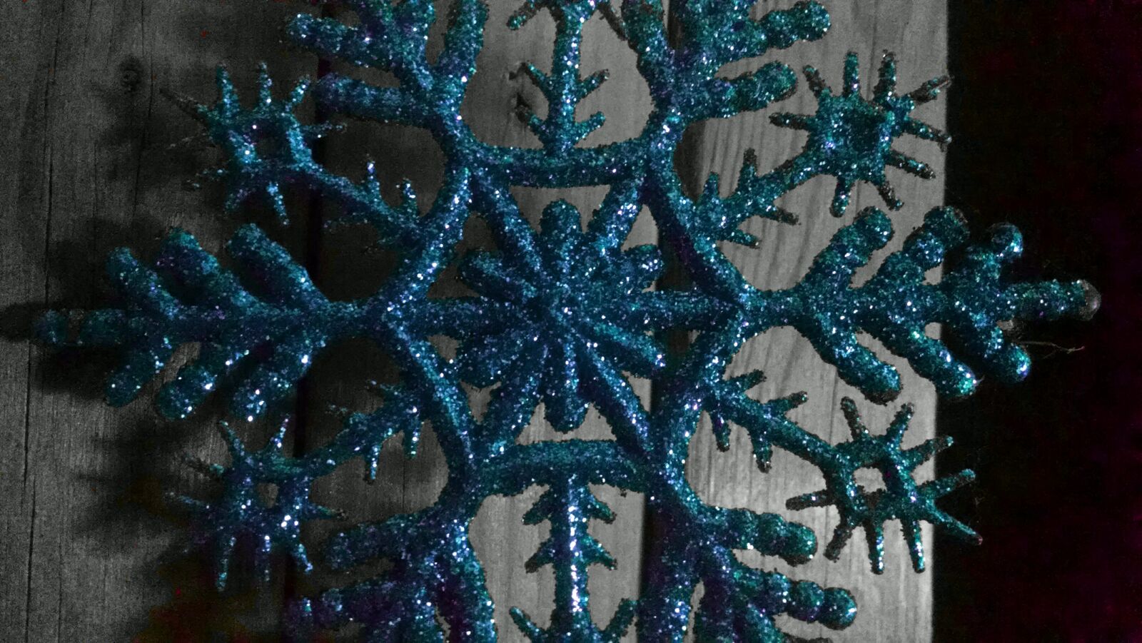 Motorola Moto X (1st Gen) sample photo. Decoration, night, snowflake, theme photography