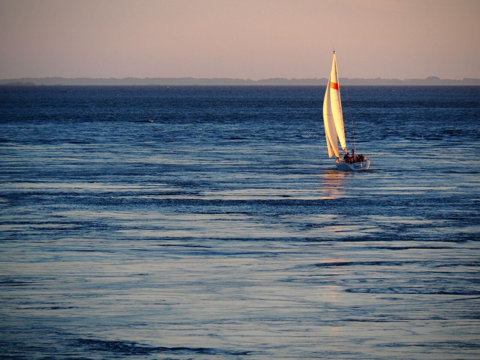 Olympus OM-D E-M5 II sample photo. Sailing, ship, sea photography