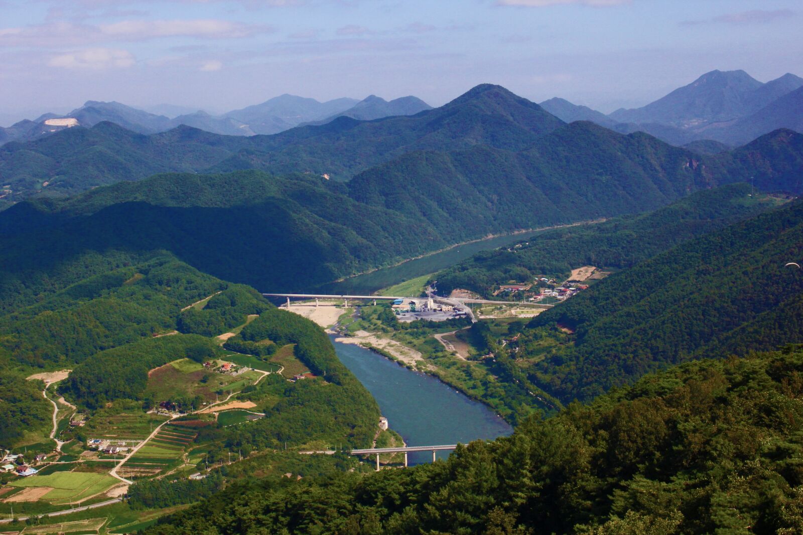 Canon EOS 550D (EOS Rebel T2i / EOS Kiss X4) sample photo. Landscape, travel, scene photography