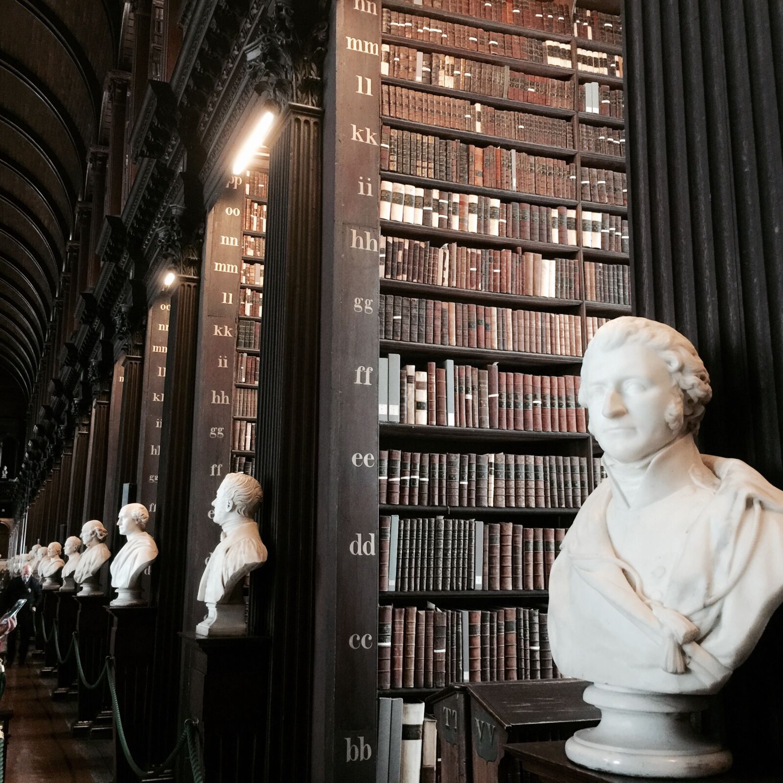 iPhone 6 Plus back camera 4.15mm f/2.2 sample photo. Library, library books, bookshelf photography
