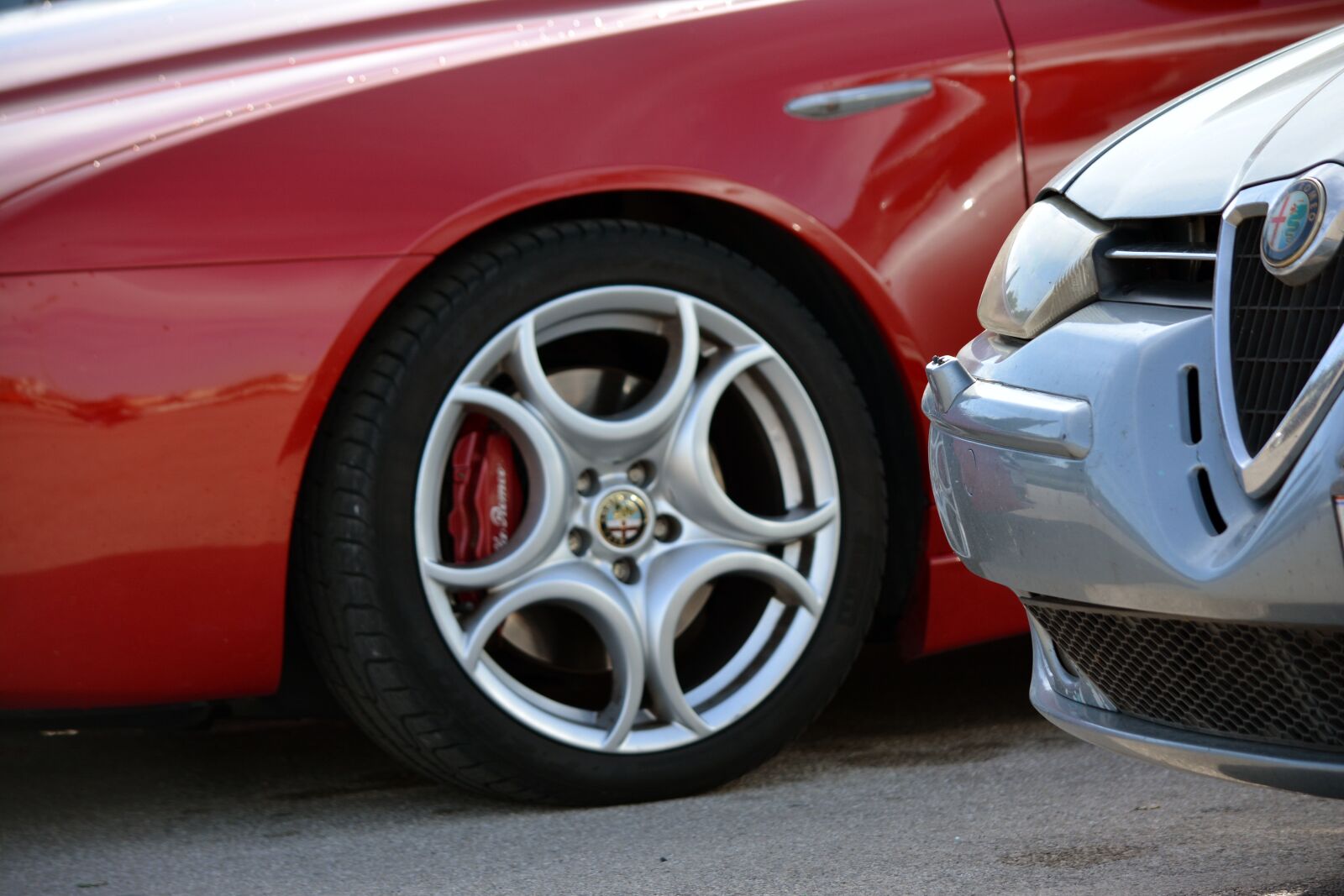 Nikon D5200 sample photo. Alloy wheel, bolts, wheel photography