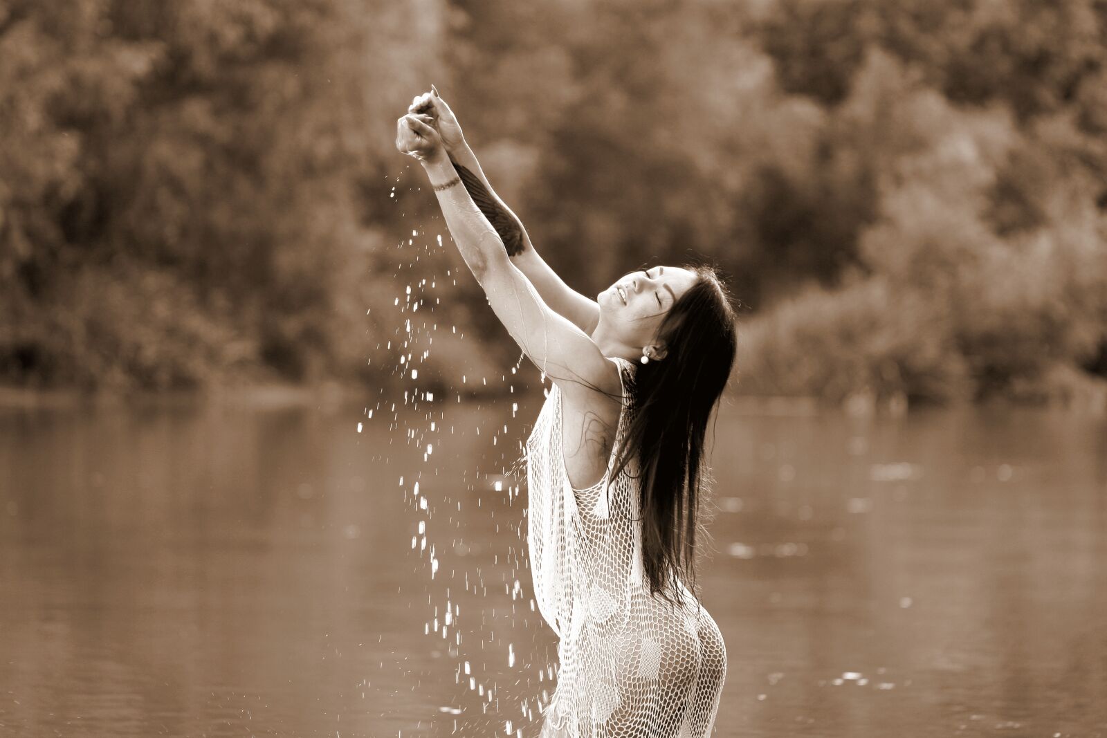 Canon EOS 450D (EOS Rebel XSi / EOS Kiss X2) sample photo. Girl, water, vegetation photography