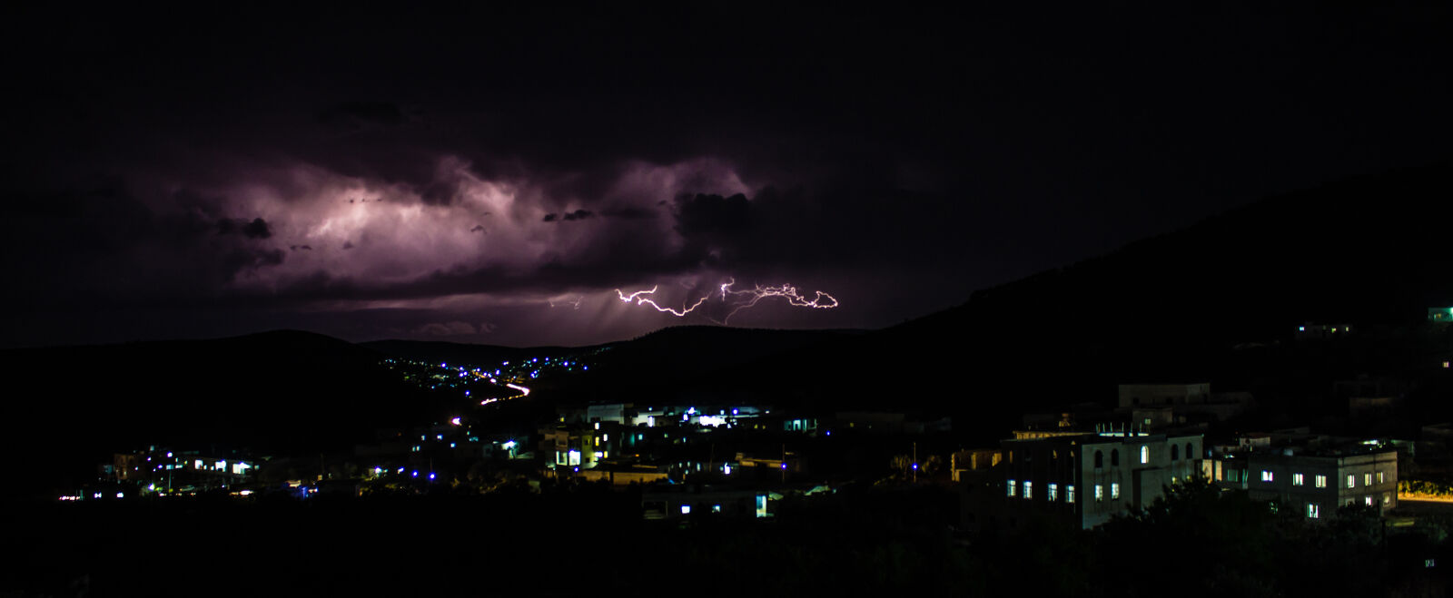 Canon EOS 1200D (EOS Rebel T5 / EOS Kiss X70 / EOS Hi) sample photo. Night, syria photography