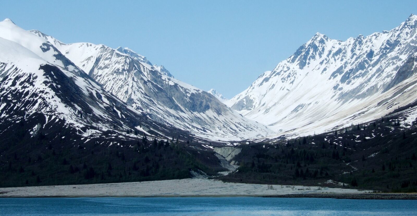Fujifilm FinePix F10 sample photo. Mountain, glacier, ice photography