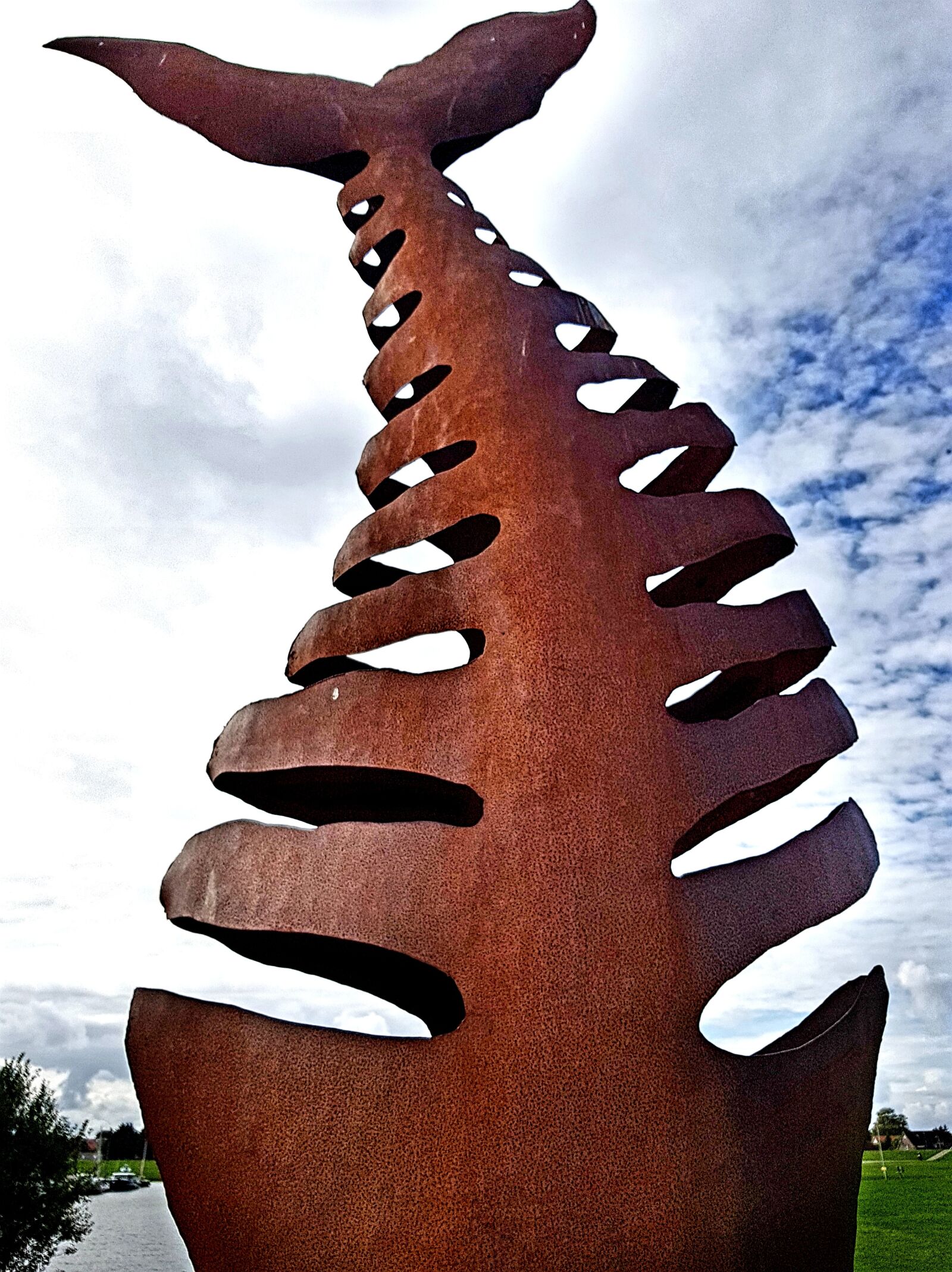 Samsung SM-G930F sample photo. Greetsiel, sculpture, fish photography