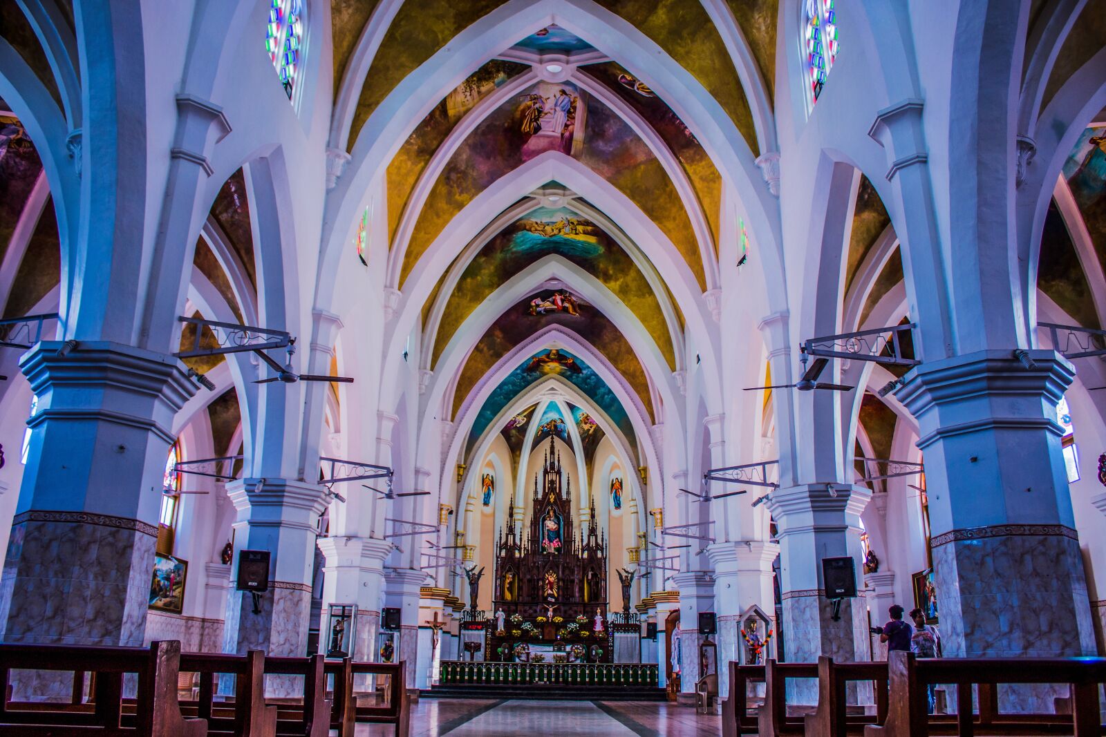 Canon EF-S 18-55mm F3.5-5.6 IS sample photo. Church, jesus, religion photography