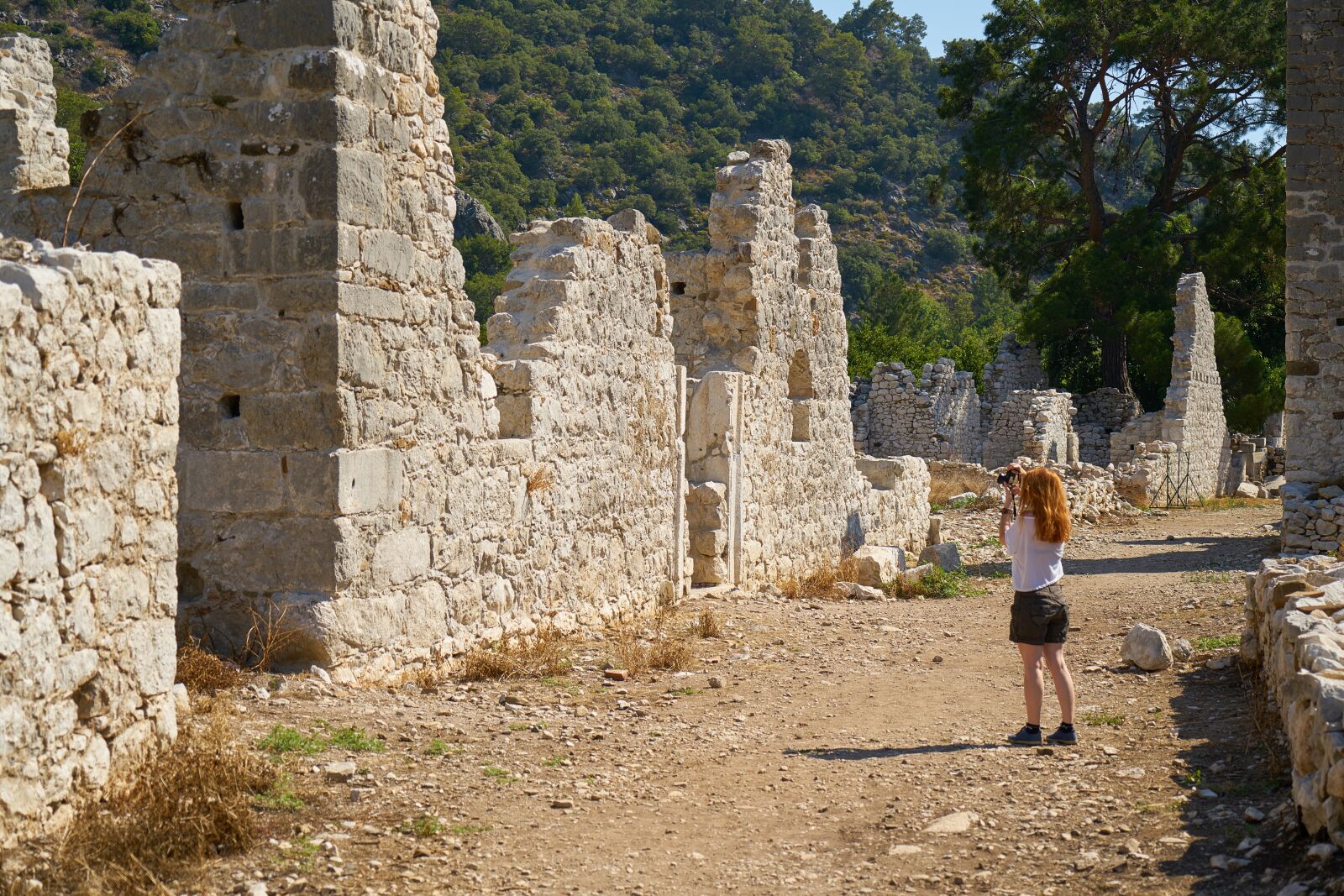 Sony a7R II + Sony Vario Tessar T* FE 24-70mm F4 ZA OSS sample photo. Tourist, photographer, antalya photography