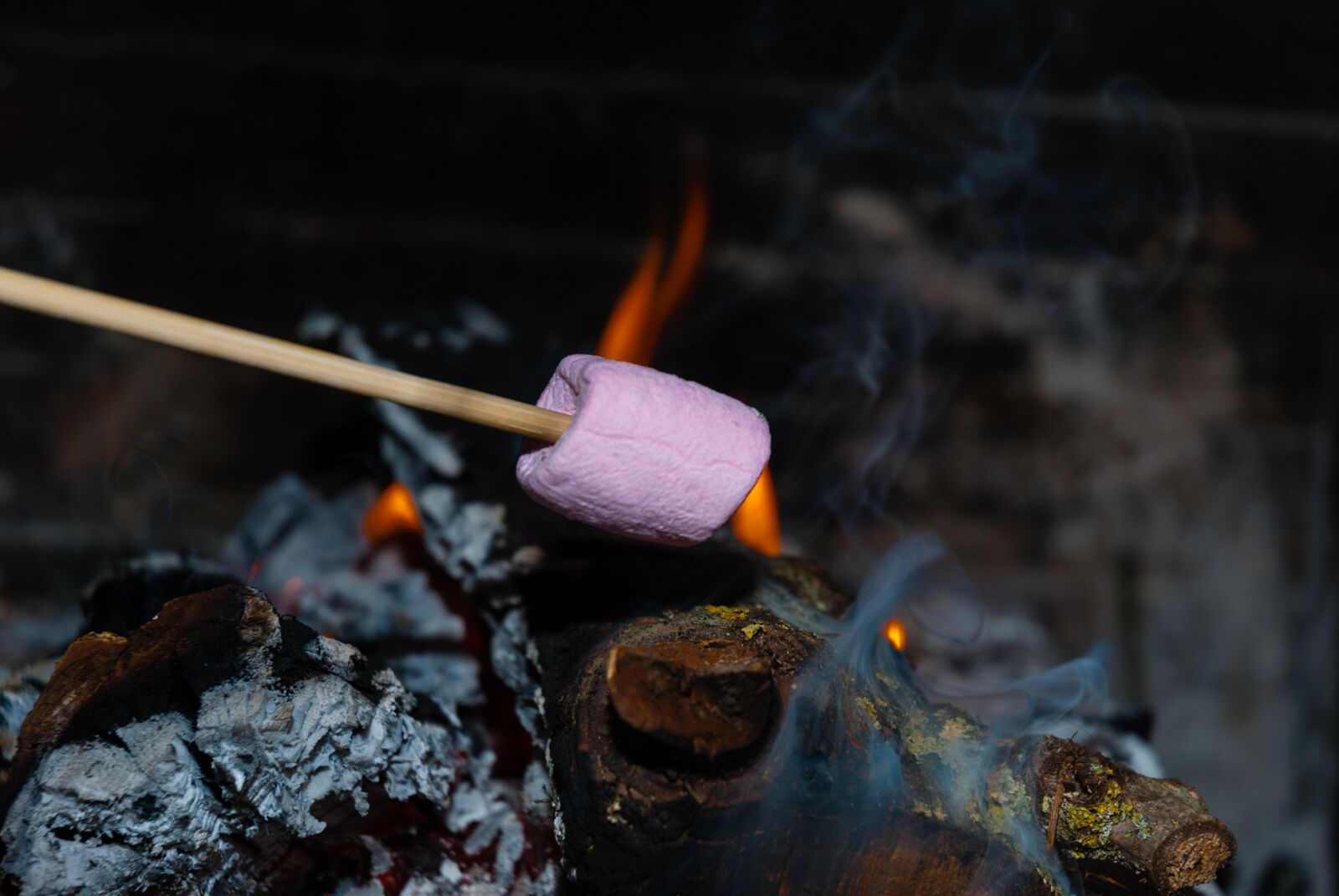 Nikon D80 sample photo. Flame, smoke, heat photography