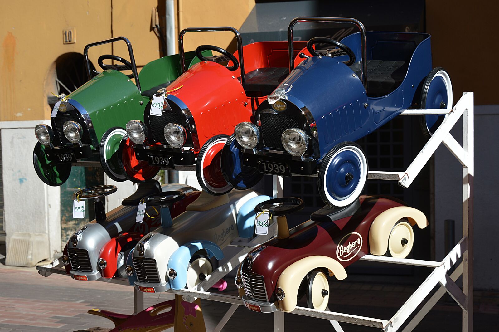 Nikon D3200 sample photo. Toy, cart, vintage photography