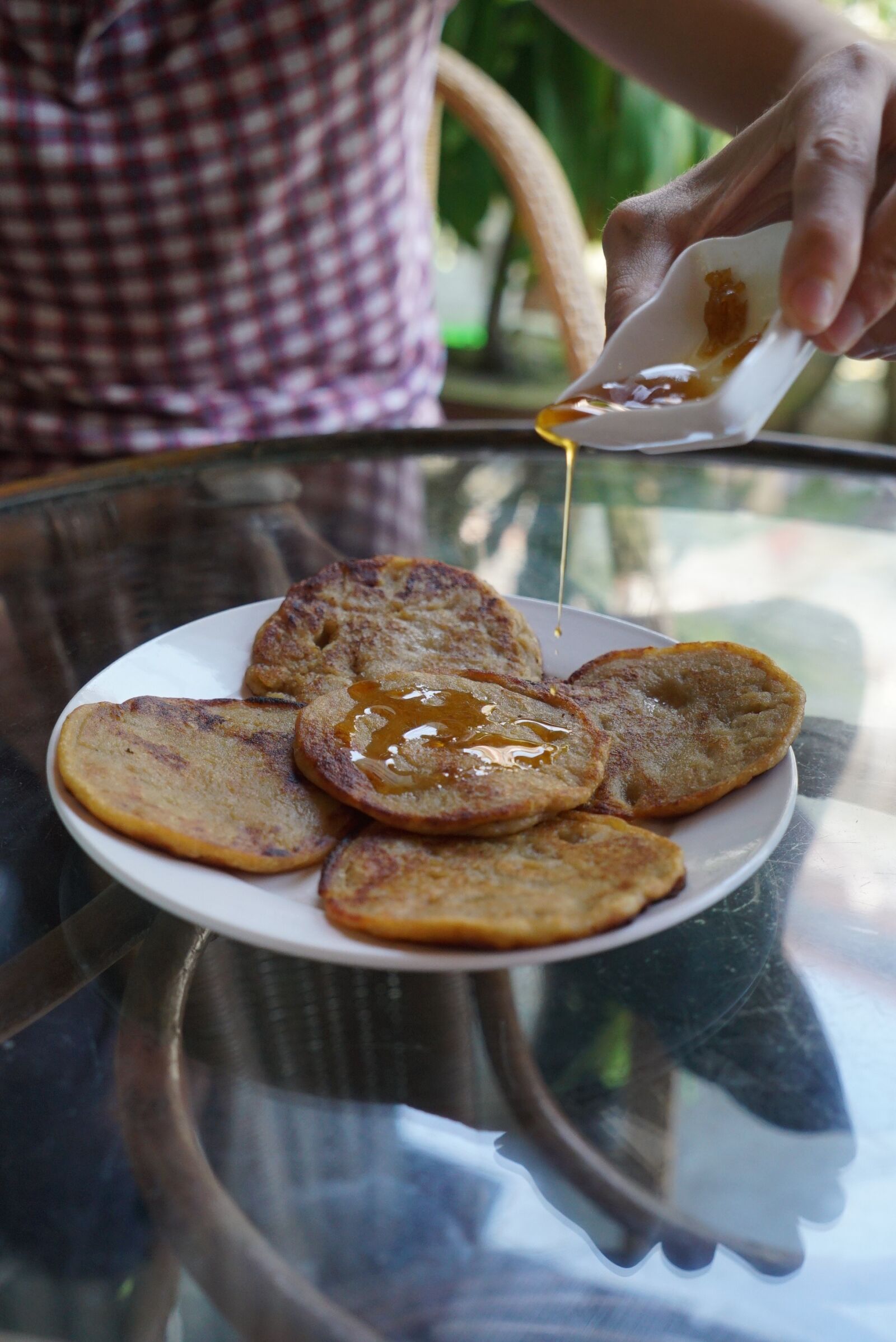 Sony a7S + Sony Vario Tessar T* FE 24-70mm F4 ZA OSS sample photo. Pancake, ginger, sugar photography
