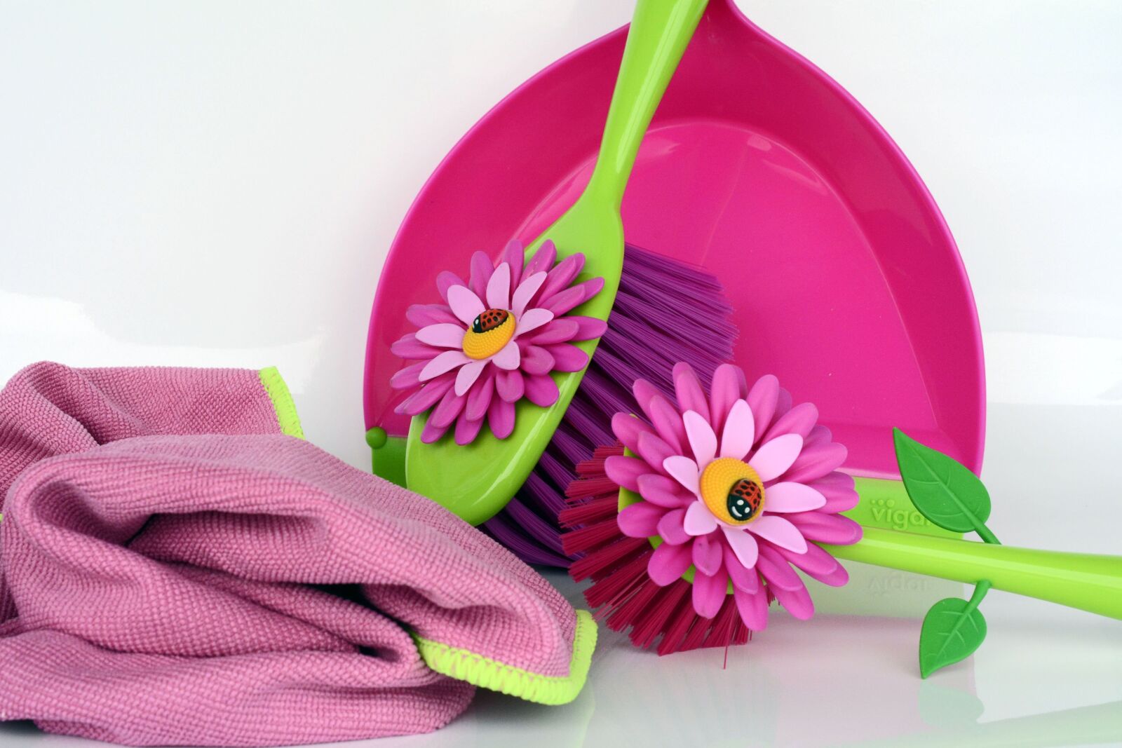 Nikon D7100 sample photo. Clean, spring putz, blade photography