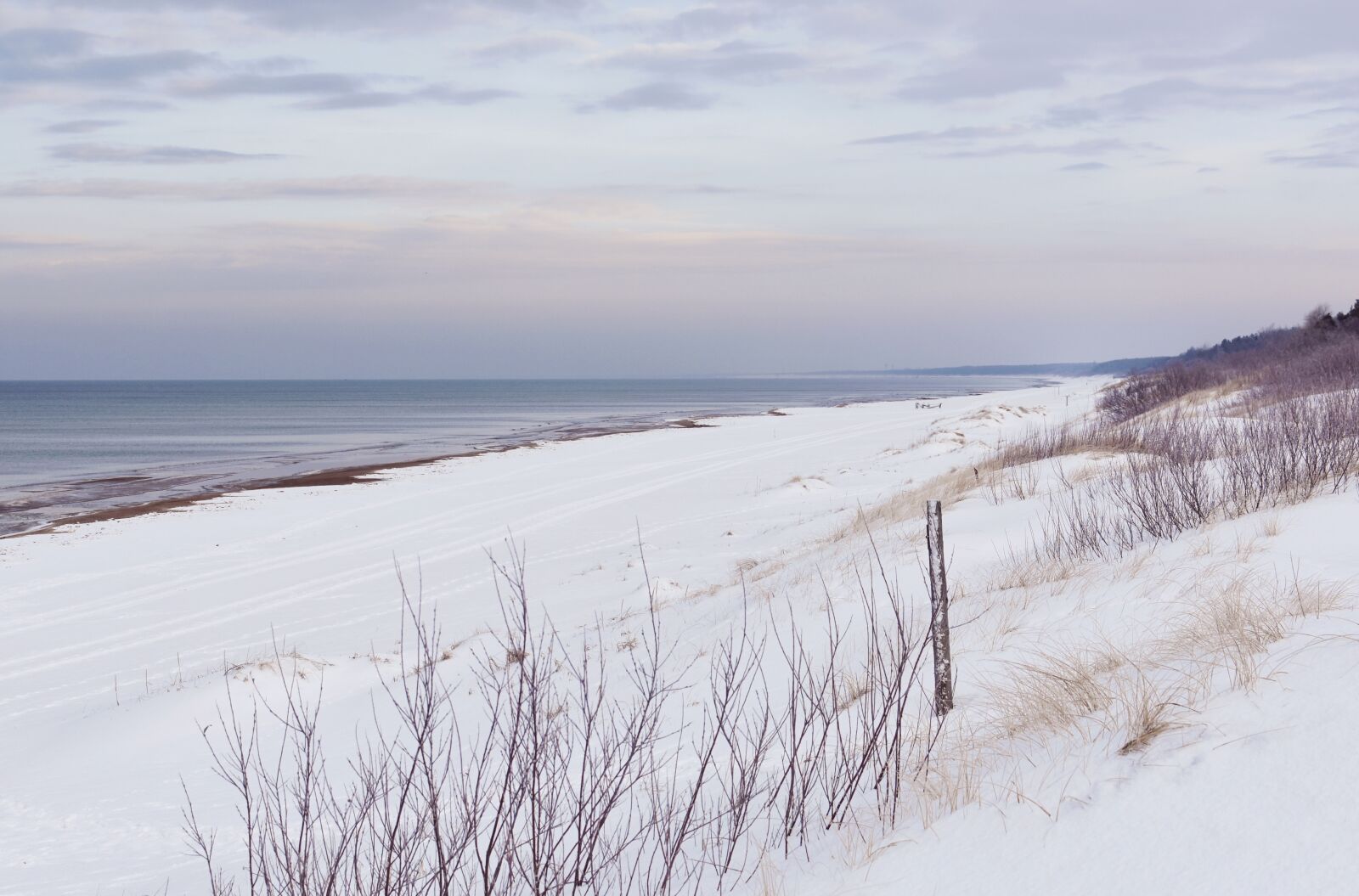 Nikon D7200 sample photo. Sea, snow, snowy dunes photography